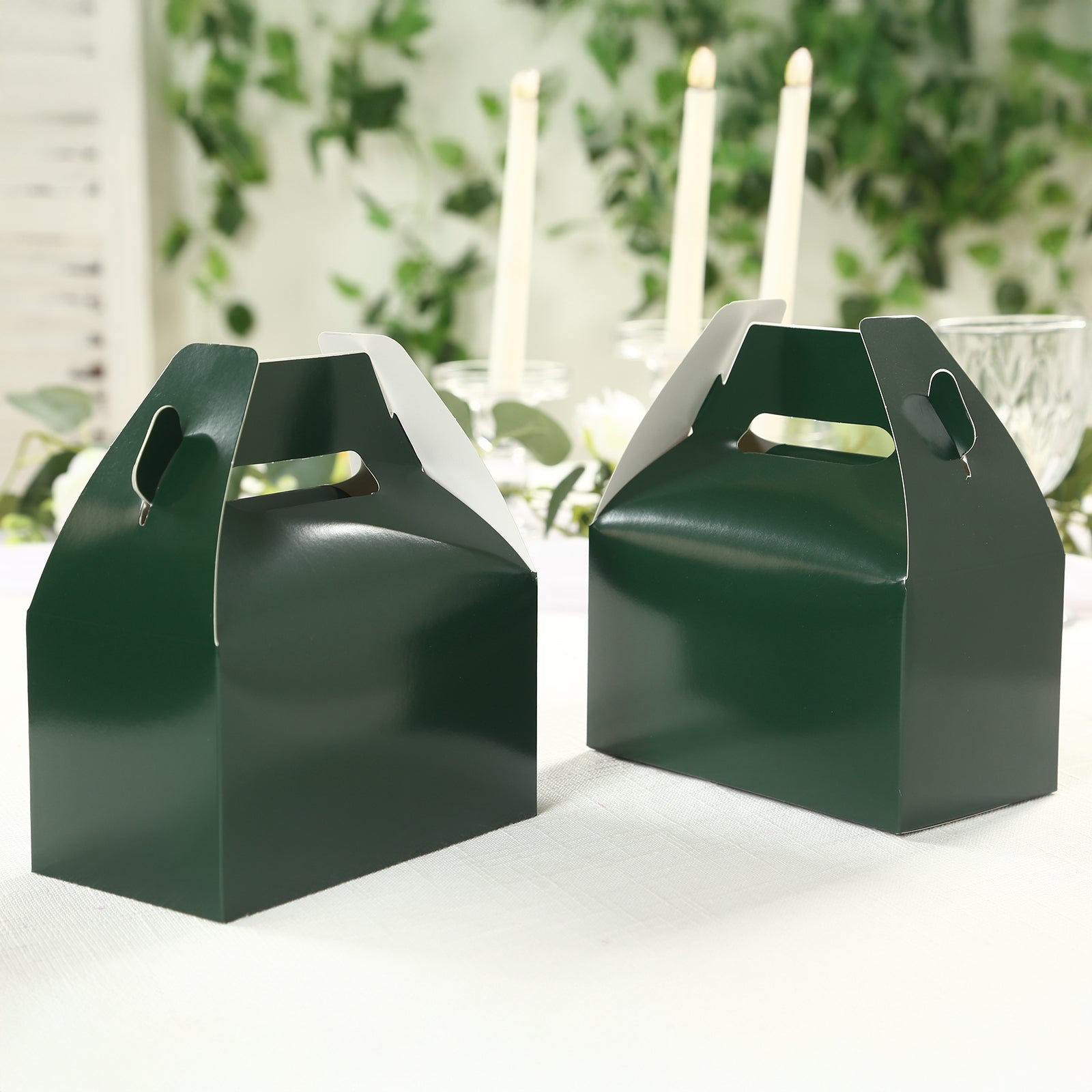 25 Pack Candy Gift Tote Gable Boxes, Hunter Emerald Green Party Favor Treat Boxes - 6x3.5x7