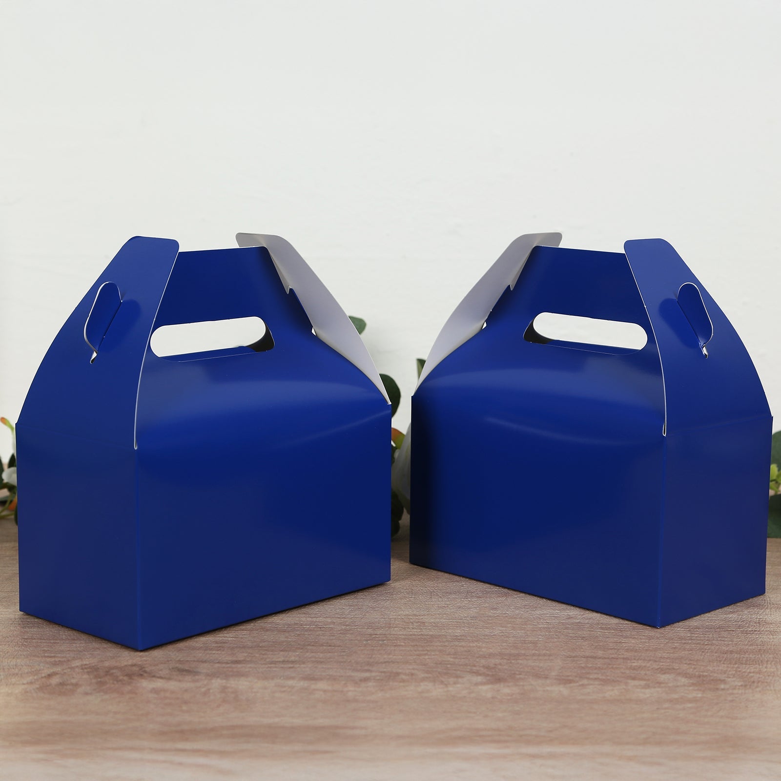 25 Pack Candy Gift Tote Gable Boxes, Royal Blue Party Favor Treat Boxes - 6x3.5x7