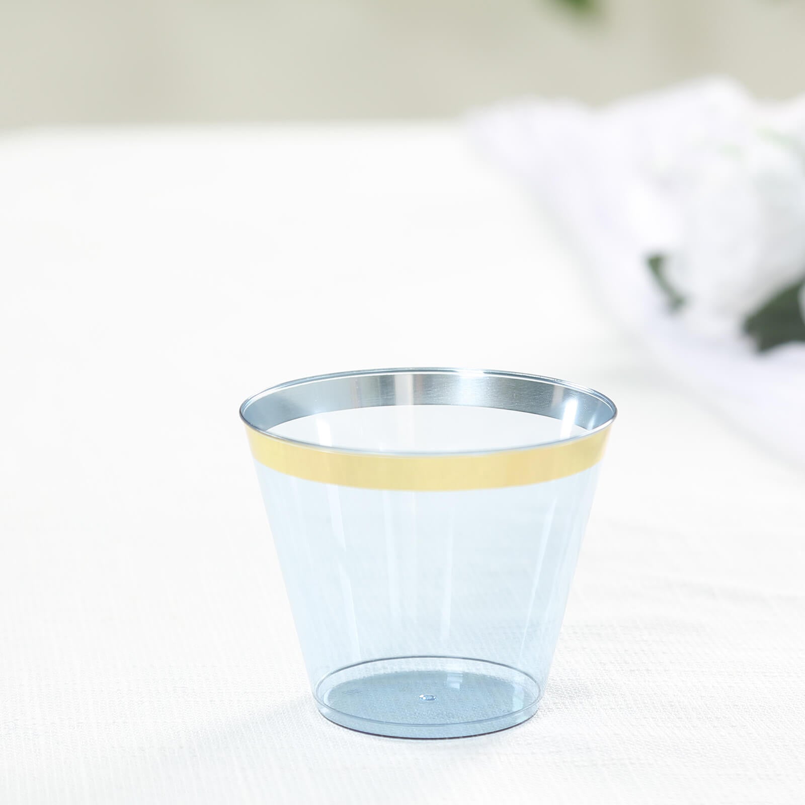 25-Pack Plastic Party Cups Transparent Dusty Blue Crystal with Gold Rim - Stylish Short Disposable Glasses 9oz