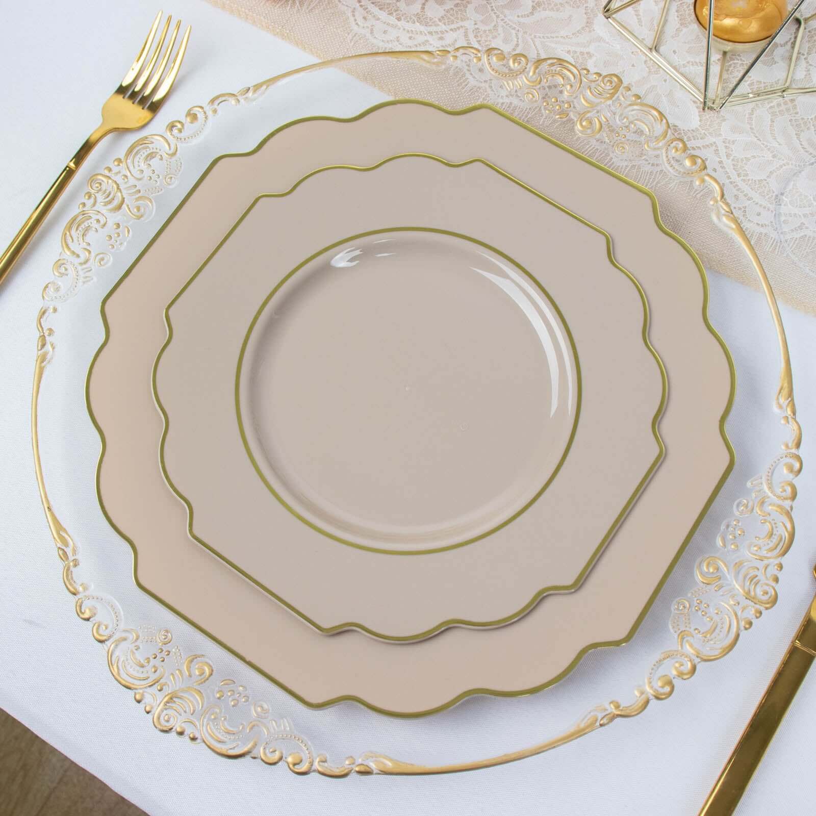 10-Pack Plastic Dinner Plates in Taupe Baroque Design with Scalloped Gold Rim - Heavy Duty Disposable Party Plates 11