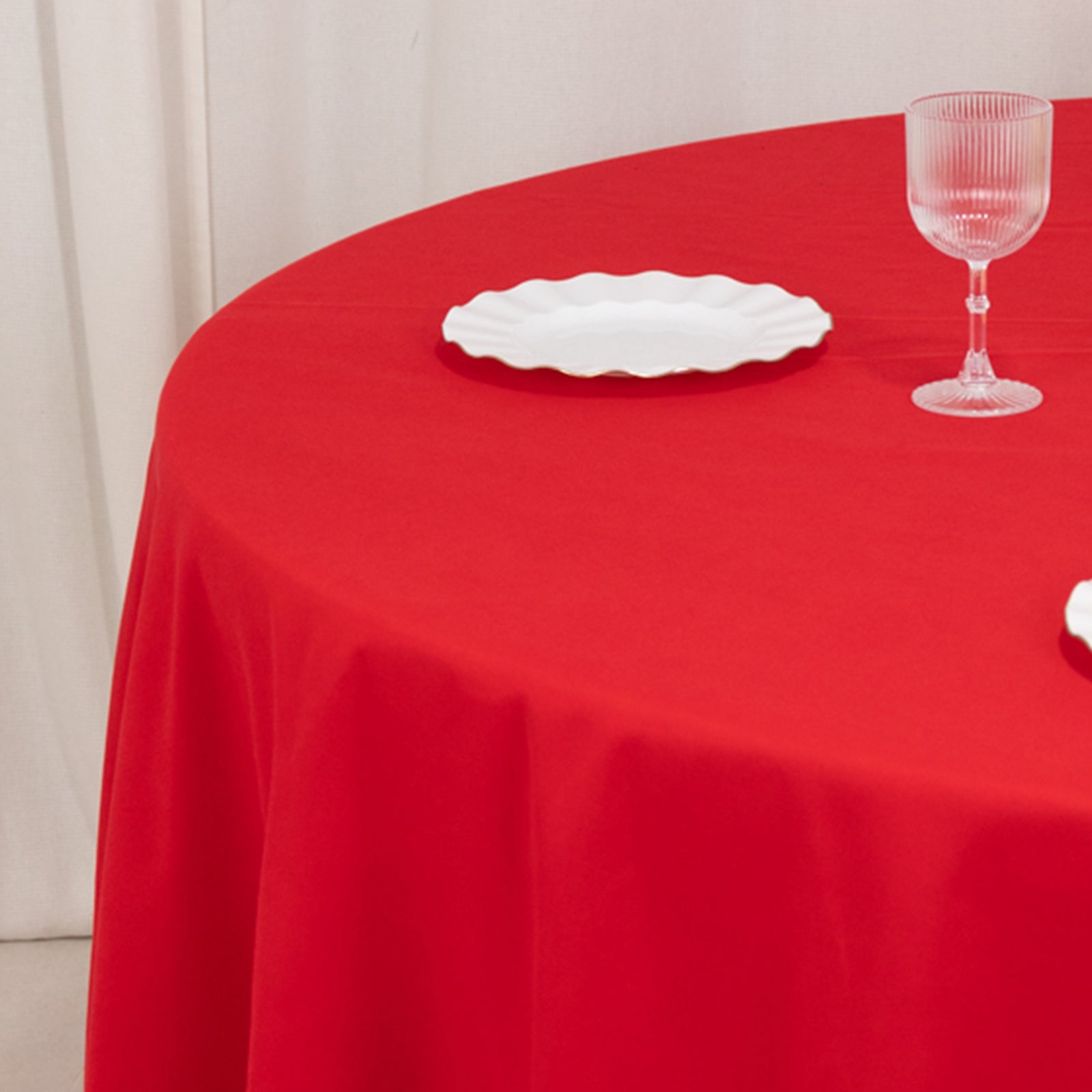 Cotton Blend 108 Round Tablecloth Red - Wrinkle-Resistant Design