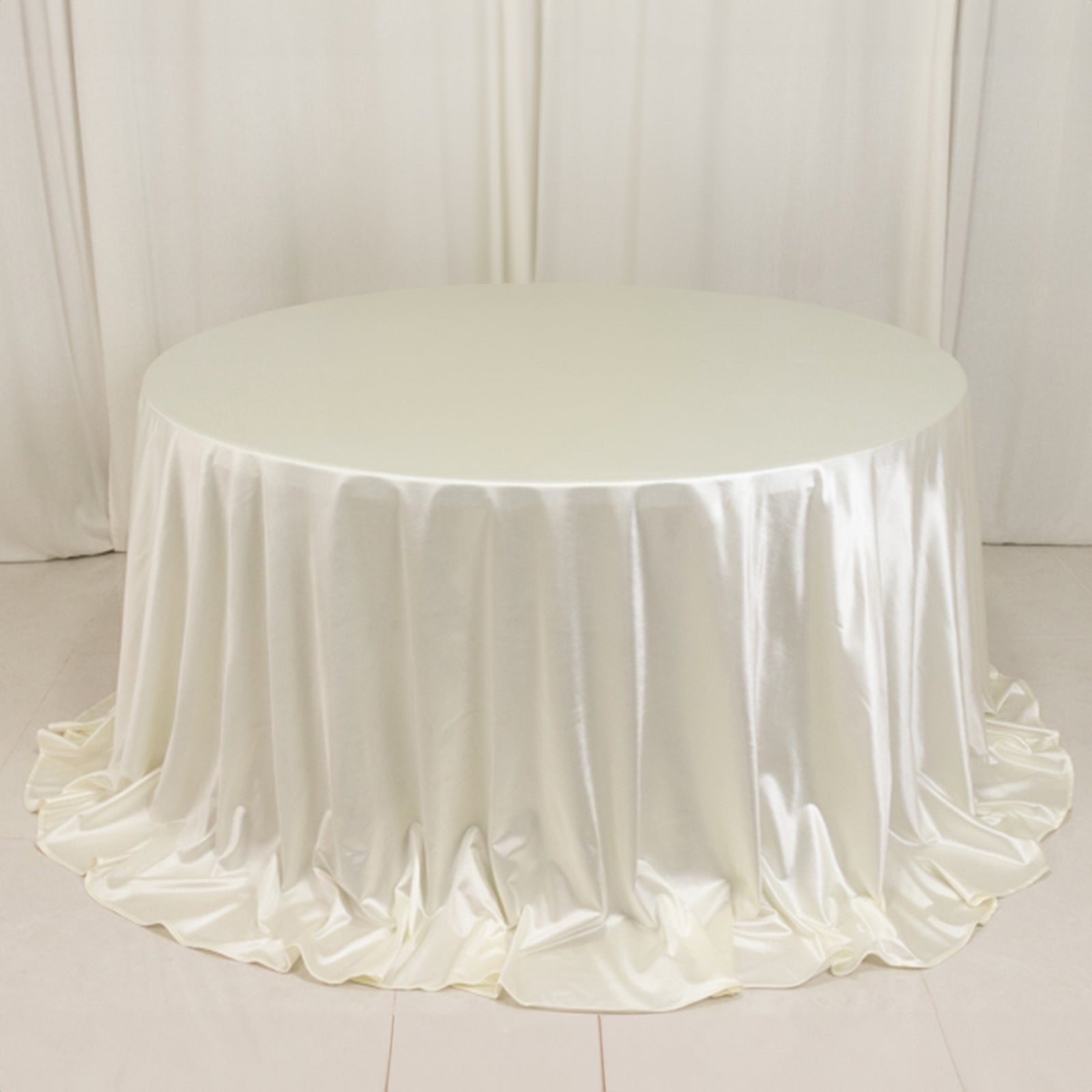 Premium Scuba Round 132 Tablecloth Shimmering Pearl - Wrinkle Free, Stain Resistant & Seamless Table Cover