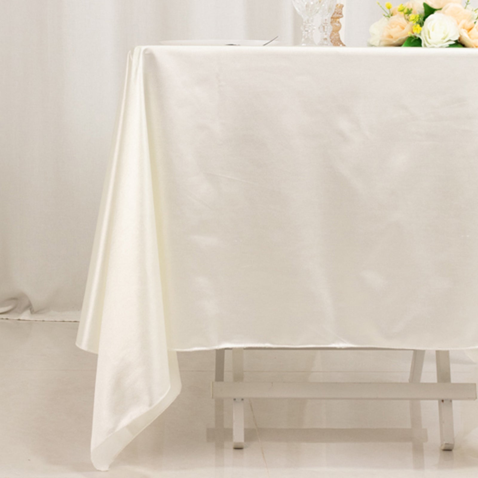Premium Scuba Square 70x70 Tablecloth Shimmer Pearl White - Wrinkle Free & Stain Resistant Table Cover for Weddings and Parties