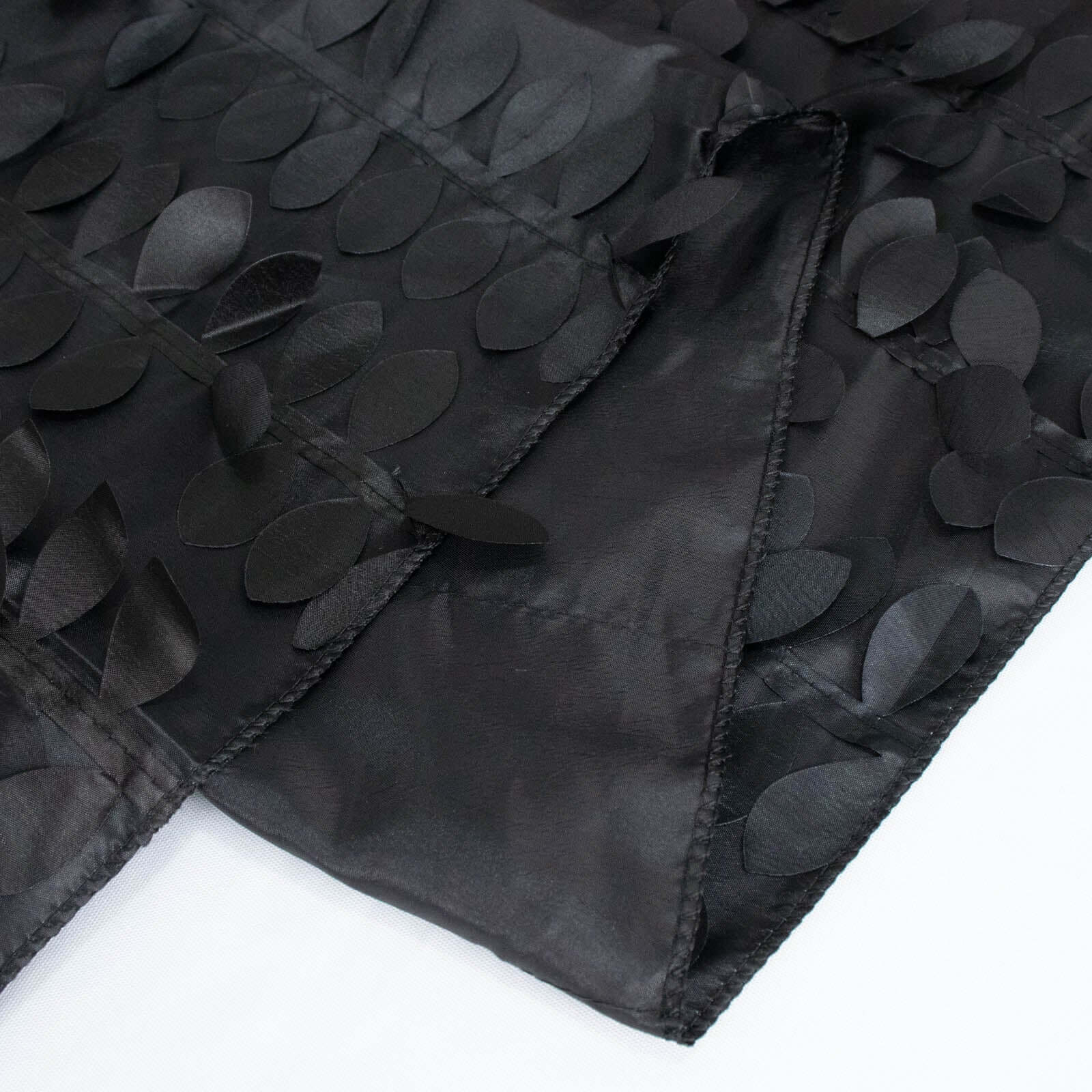 Taffeta 132 Round Tablecloth Black 3D | 3D Leaf Petal Design Seamless Table Cover