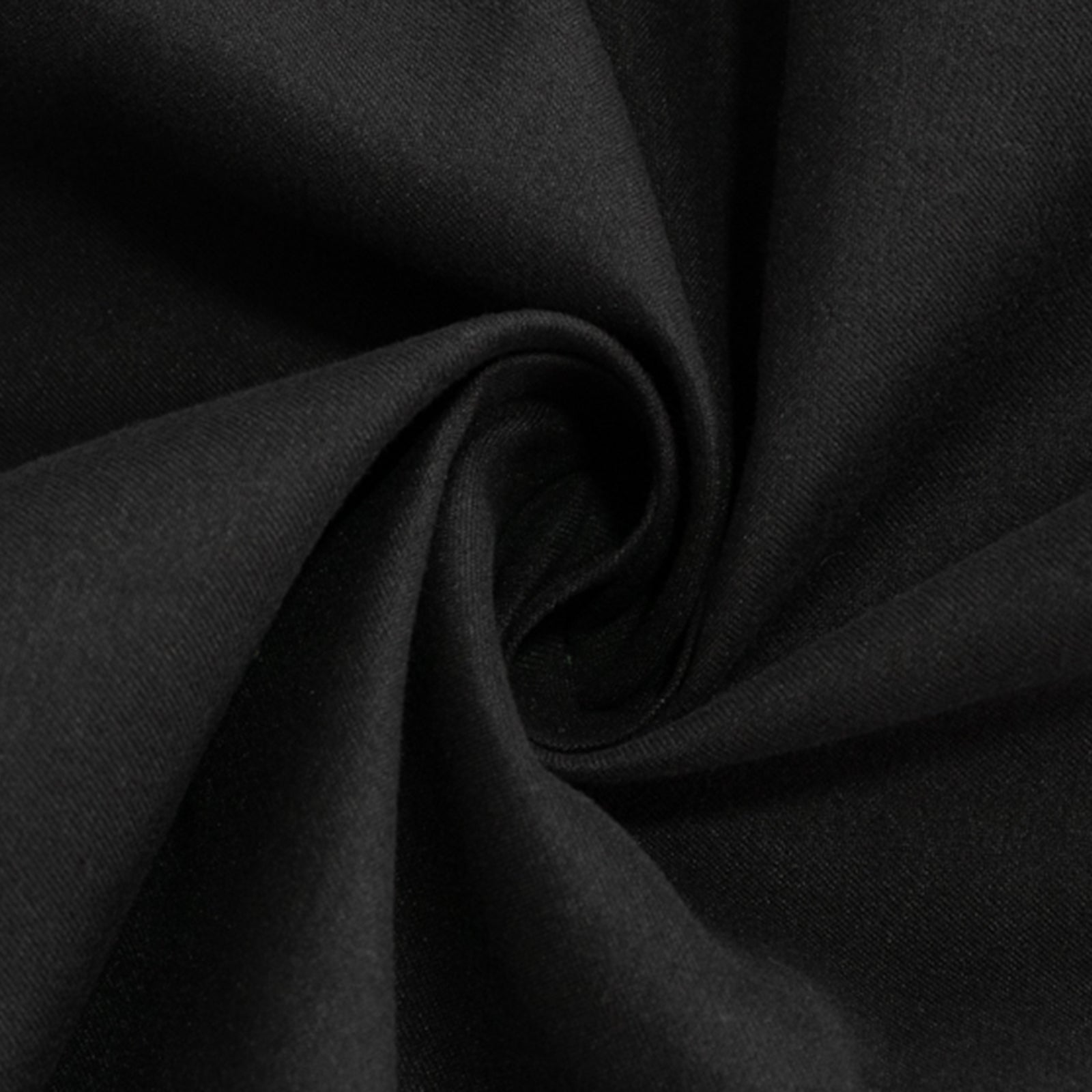 Cotton Blend 108 Round Tablecloth Black - Wrinkle-Resistant Design