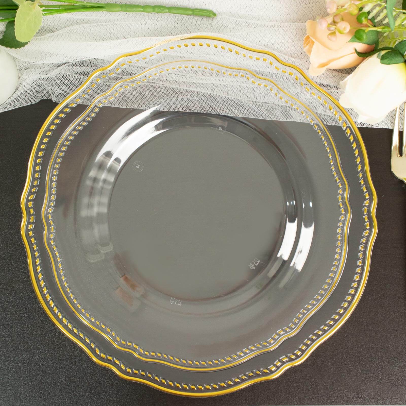 10-Pack Plastic Dinner Plates in Clear with Gold Scalloped Rim - Disposable Party Plates 9