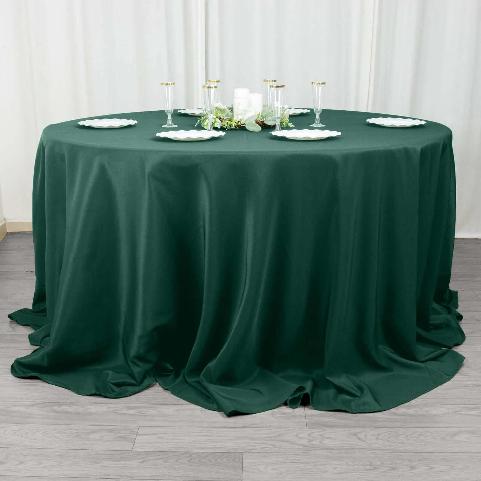 Premium Polyester 132 Round Tablecloth Hunter Emerald Green - Seamless 220GSM Wrinkle-Resistant Table Cover