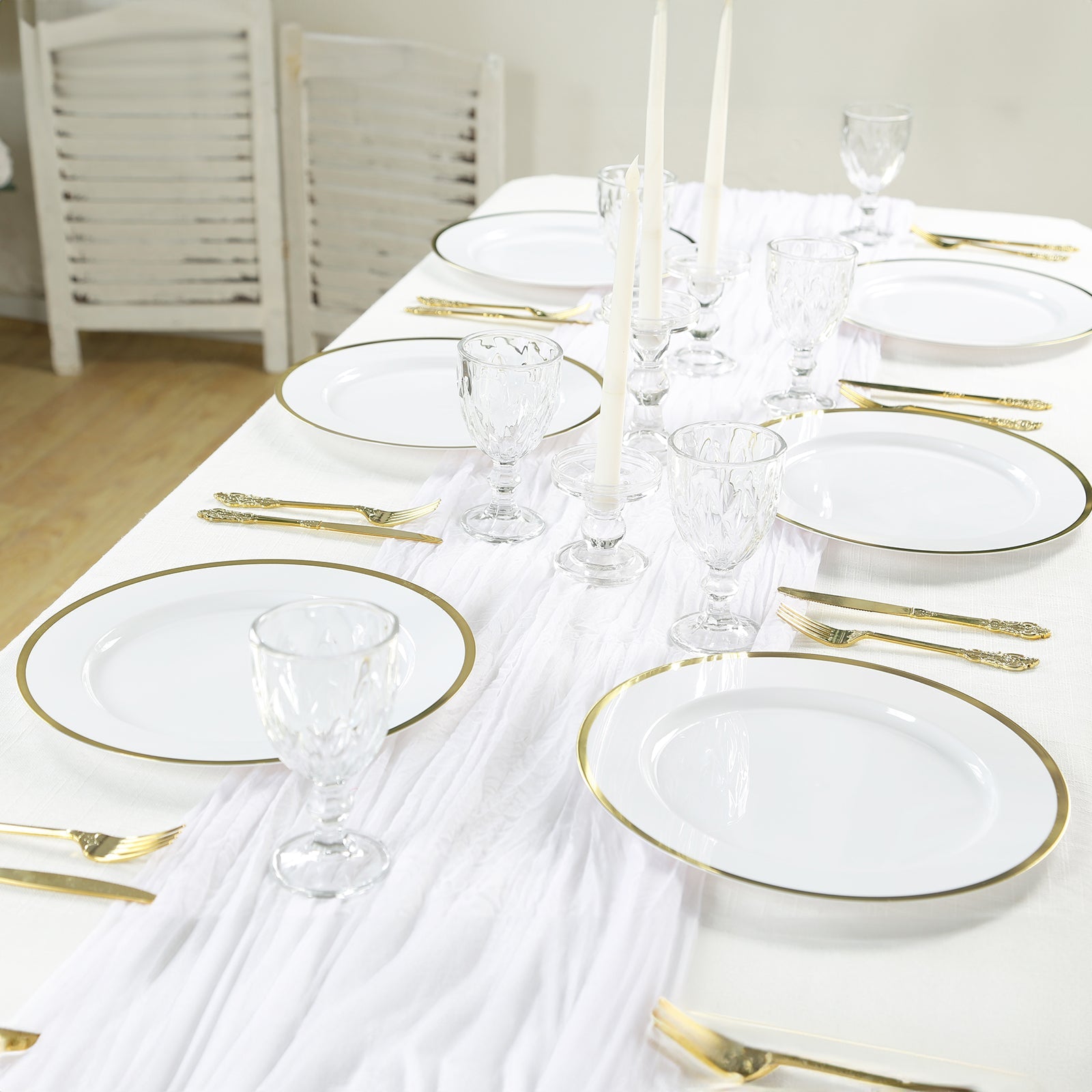 10-Pack Economy Plastic Round Charger Plates 12 in White with Wide Gold Rim, Decorative Dinner Party Serving Plates