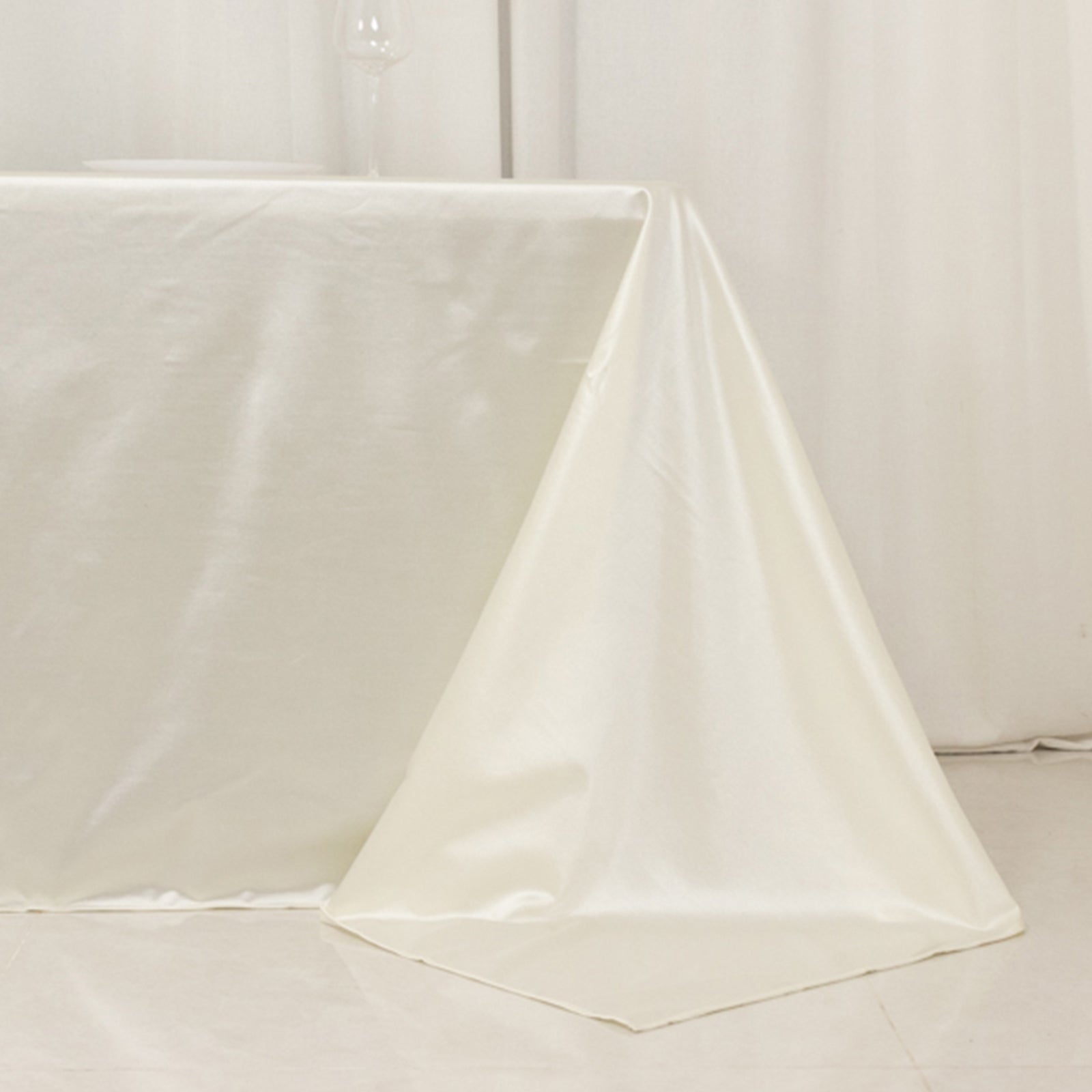 Premium Scuba Rectangular 90x156 Tablecloth Shimmering Pearl - Wrinkle Free & Stain Resistant Seamless Table Cover