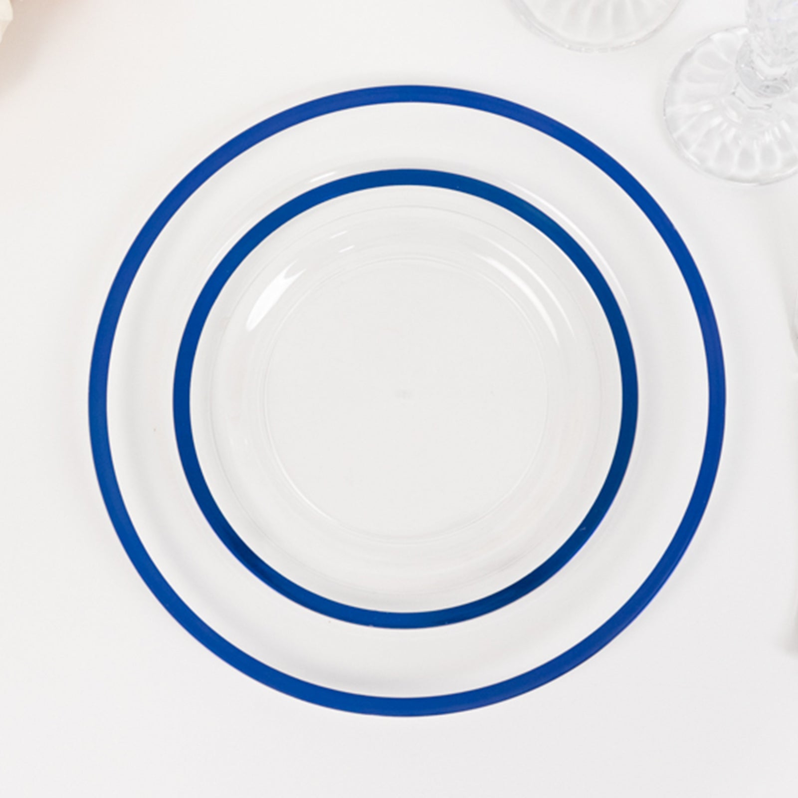 10-Pack Plastic 7 Round Appetizer Plates in Clear with Blue Rim - Sleek Disposable Salad Plates for Banquets & Special Occasions