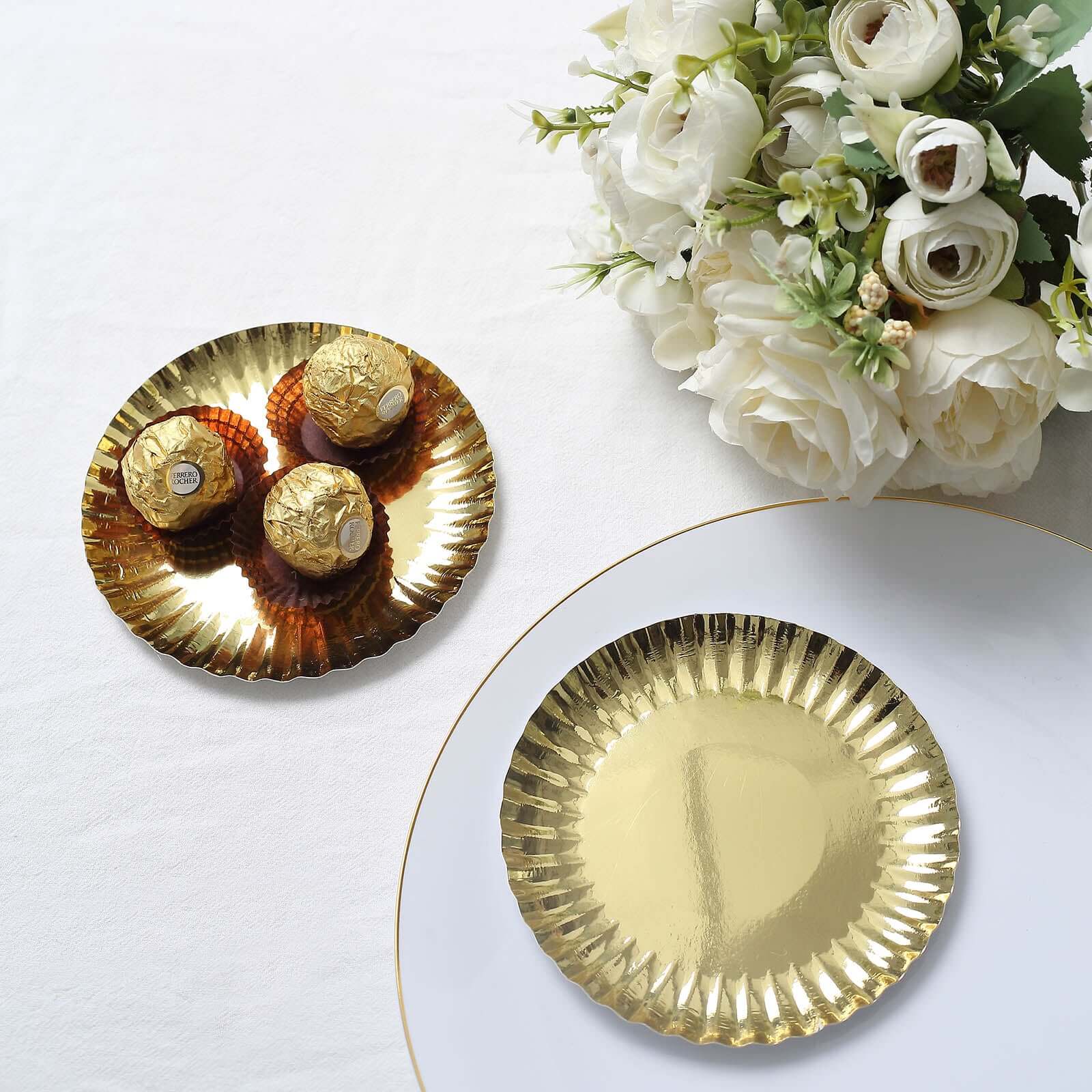 50-Pack Paper 5 Round Dessert Plates in Metallic Gold with Scalloped Rim - Disposable 250GSM Appetizer Party Plates for Banquets & Upscale Gatherings