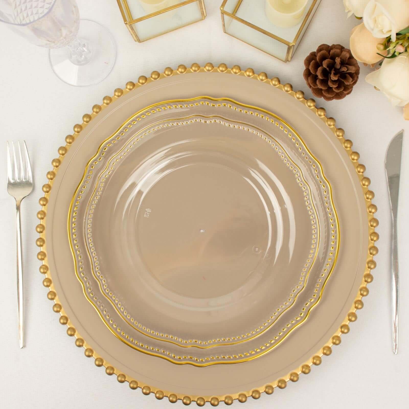 10-Pack Plastic Dinner Plates in Clear with Gold Scalloped Rim - Disposable Party Plates 9