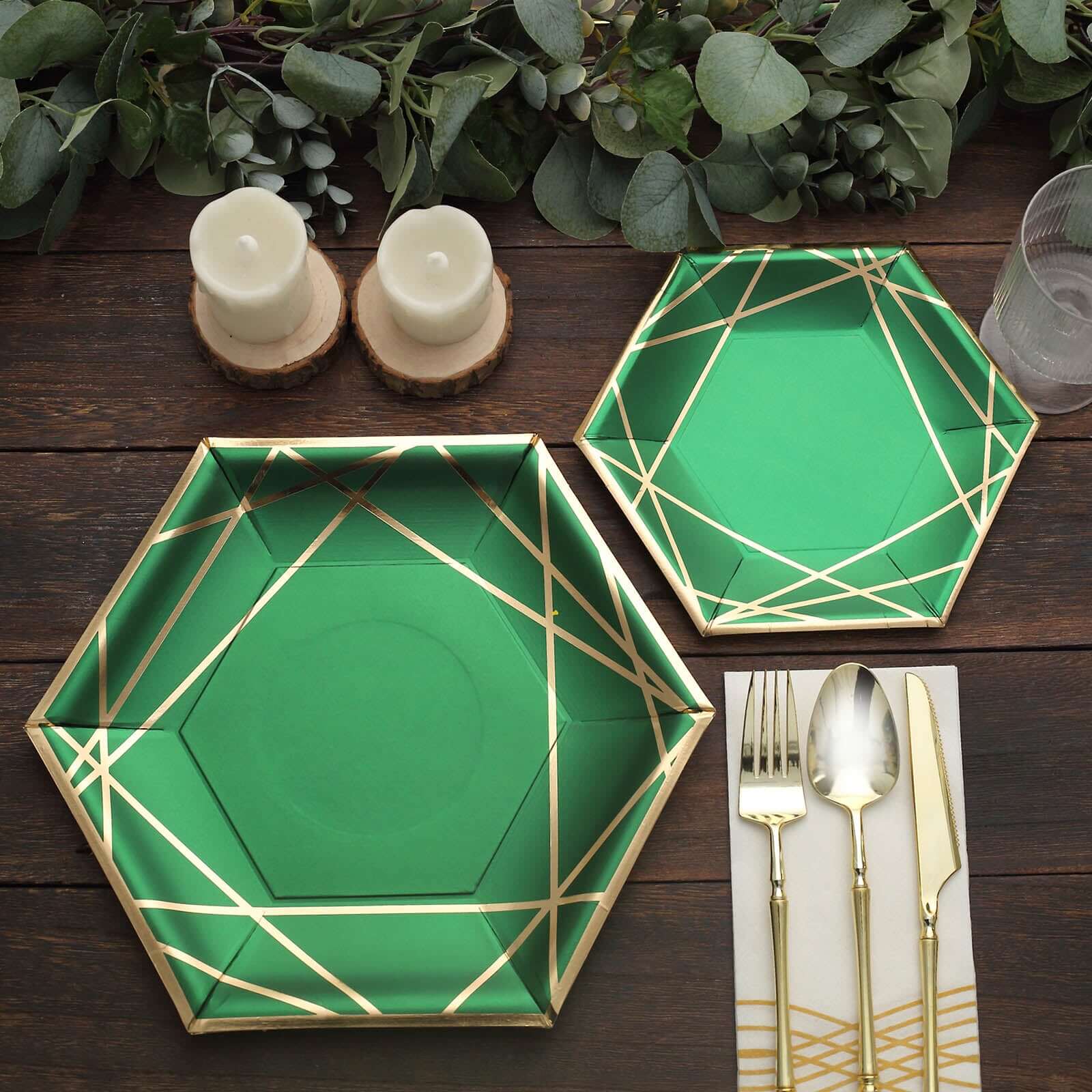 25-Pack Paper 9 Hexagon Dinner Plates in Hunter Emerald Green with Gold Geometric Lines & Rim - Stylish Disposable Geometric 300GSM Party Plates