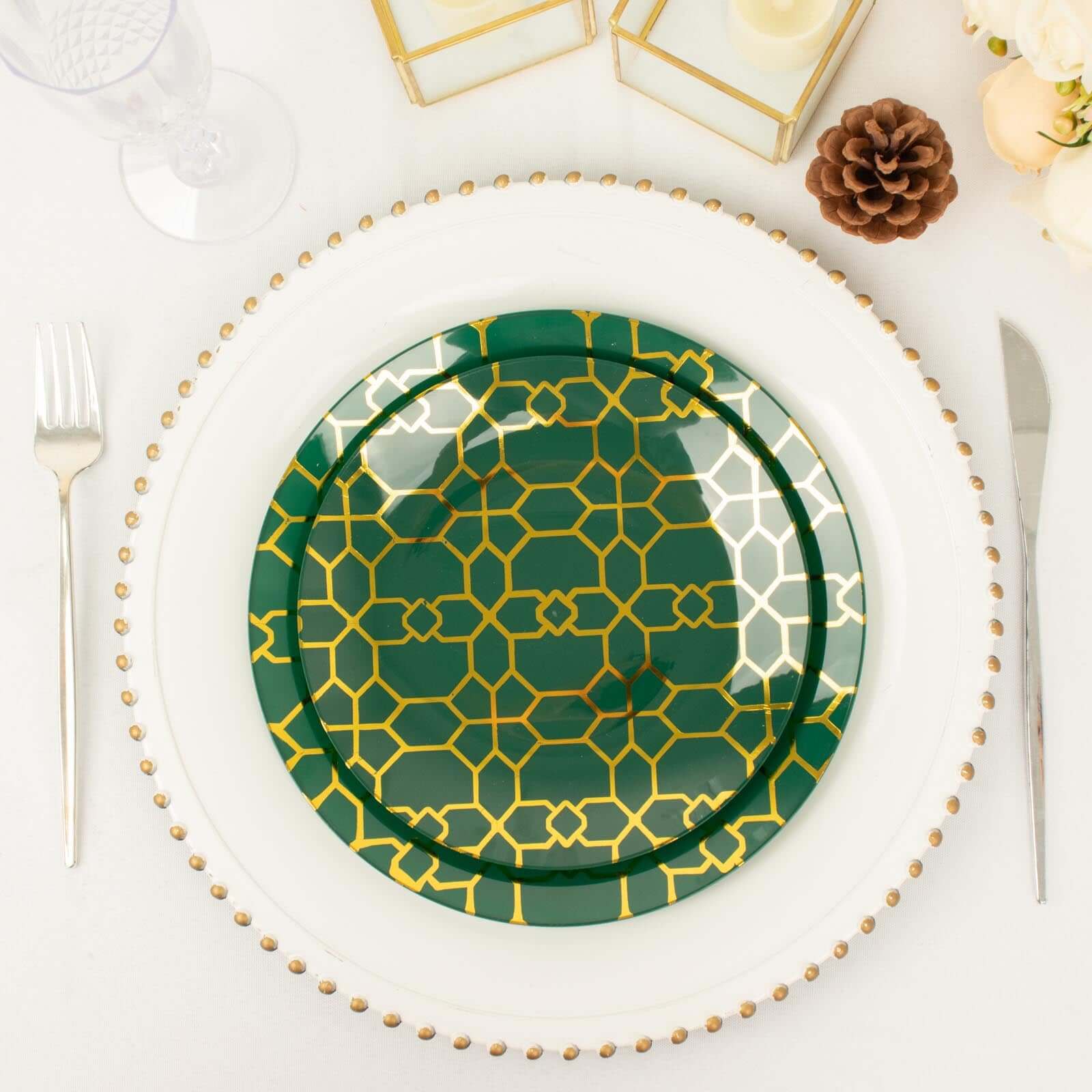 20-Pack Set Plastic Round Dinner and Salad Plates in Hunter Emerald Green with Geometric Gold Print - Modern Disposable Dinnerware Set for Weddings & Celebrations 9, 7