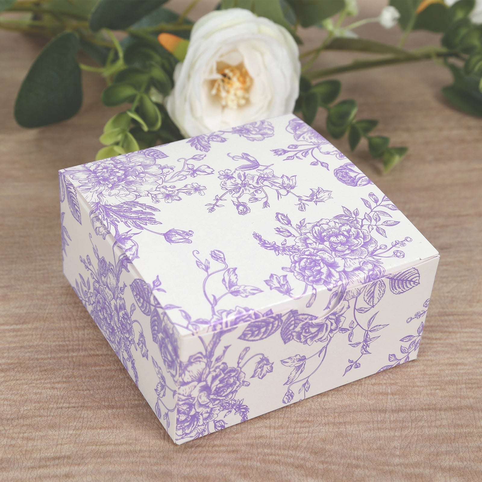 25 Pack Party Favors Boxes in French Toile Pattern, Matte Lavender and White Candy Gift Boxes - Cardstock Paper - 4x4x2