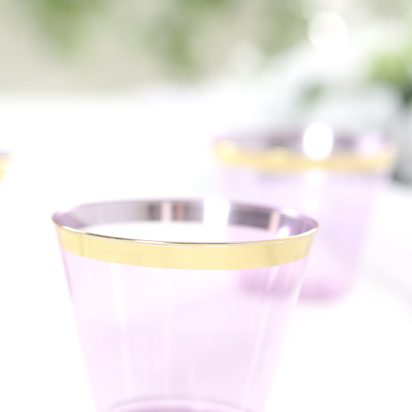 25-Pack Plastic Party Cups Transparent Purple Crystal with Gold Rim - Stylish Short Disposable Glasses 9oz