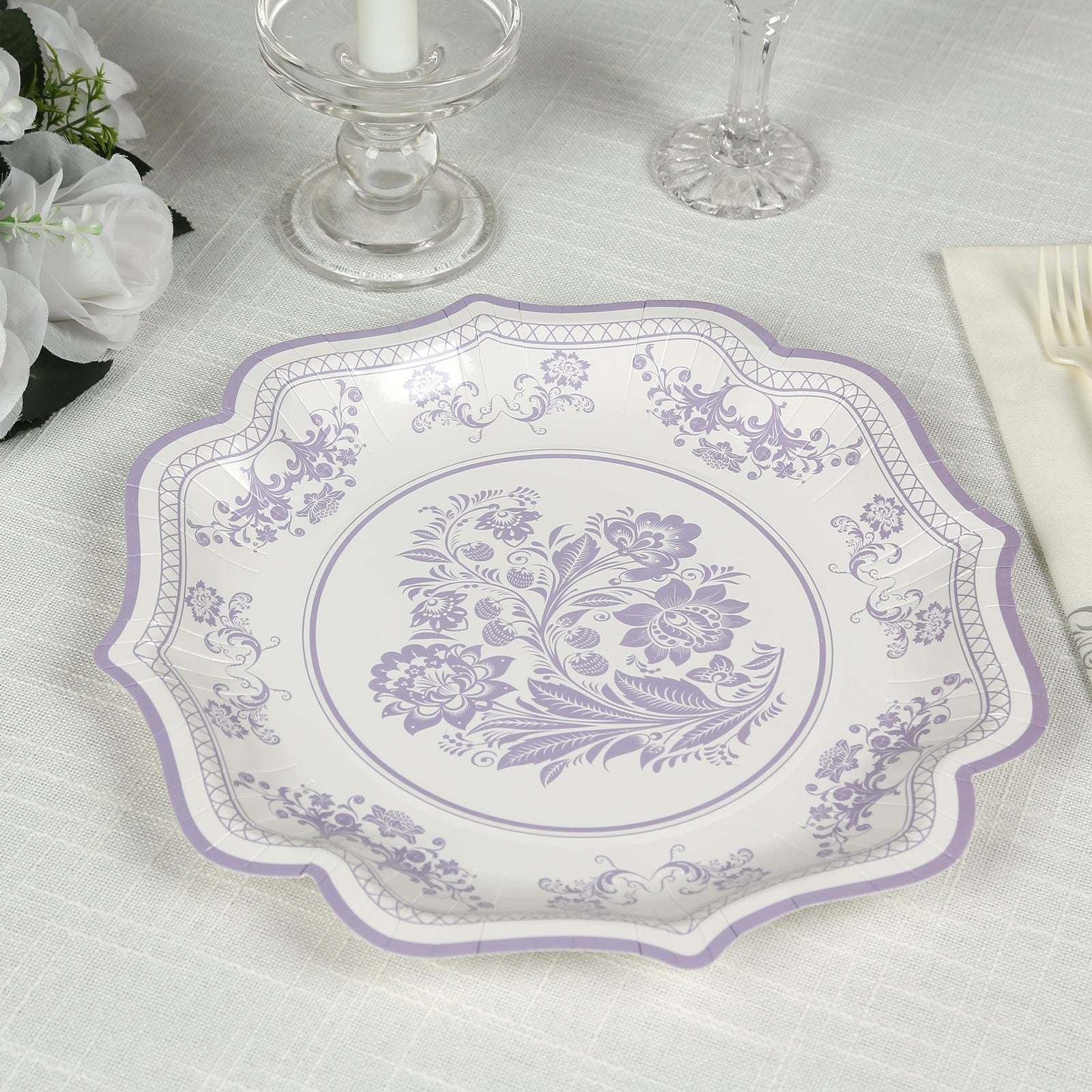 25-Pack Paper Dinner Plates in White with Lavender Lilac French Toile Print & Scallop Rim - Stylish Disposable 300GSM Floral Party Plates 10