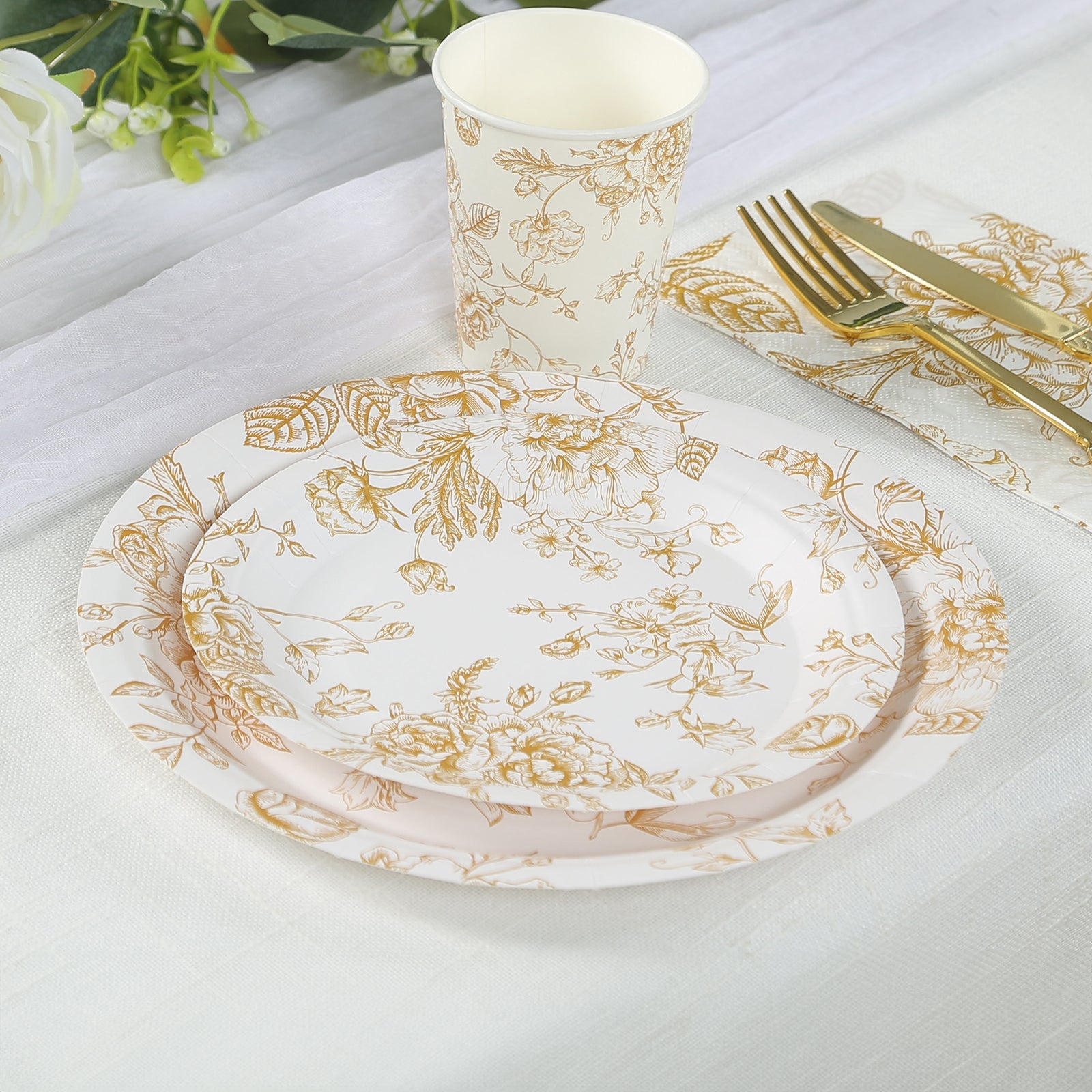 25-Pack Paper 7 Round Dessert Plates in White with Gold French Toile Pattern - Disposable Floral Salad Appetizer Plates for Chic Event Decor