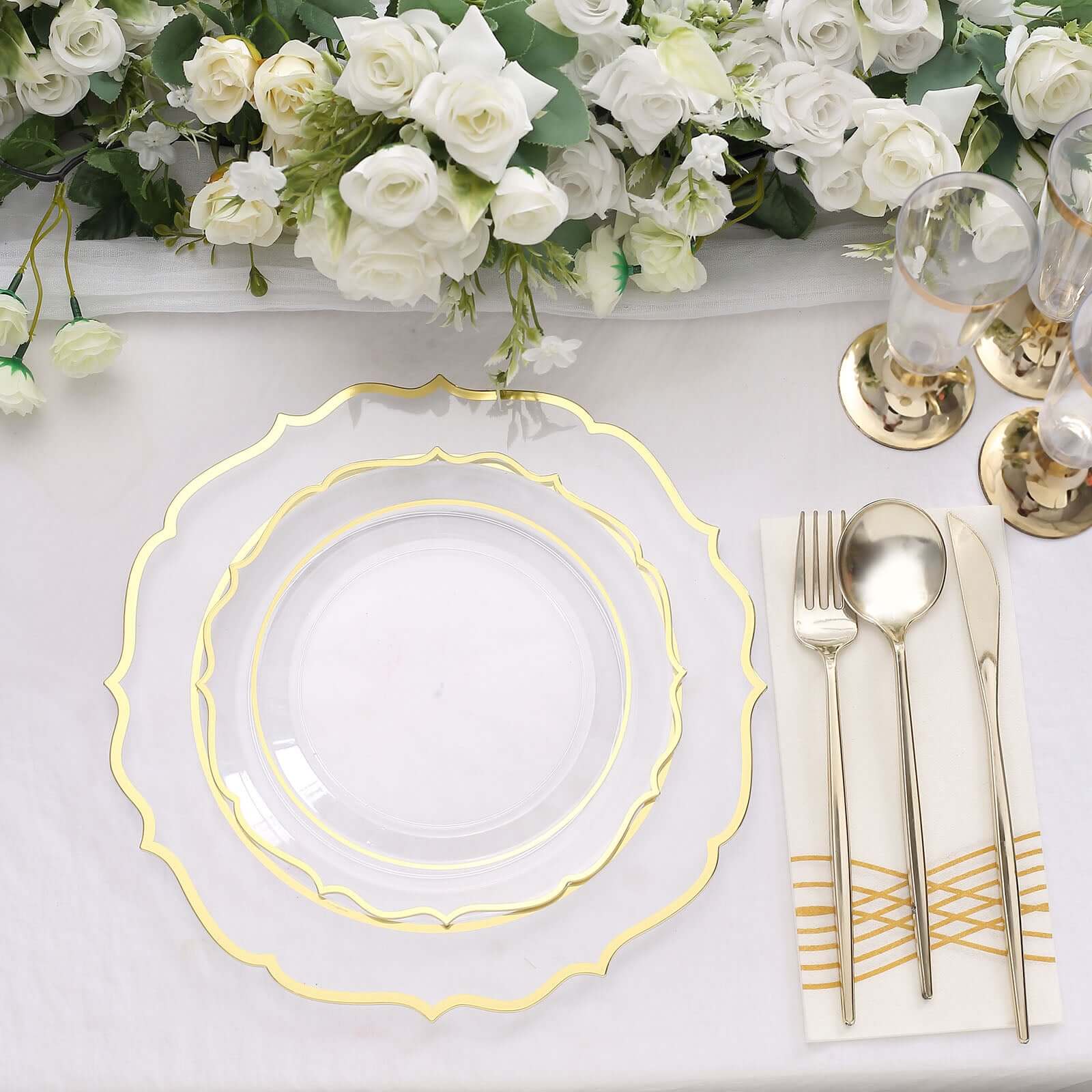 10-Pack Plastic 10 Round Dinner Plates in Clear with Gold Scalloped Rim - Disposable Party Plates