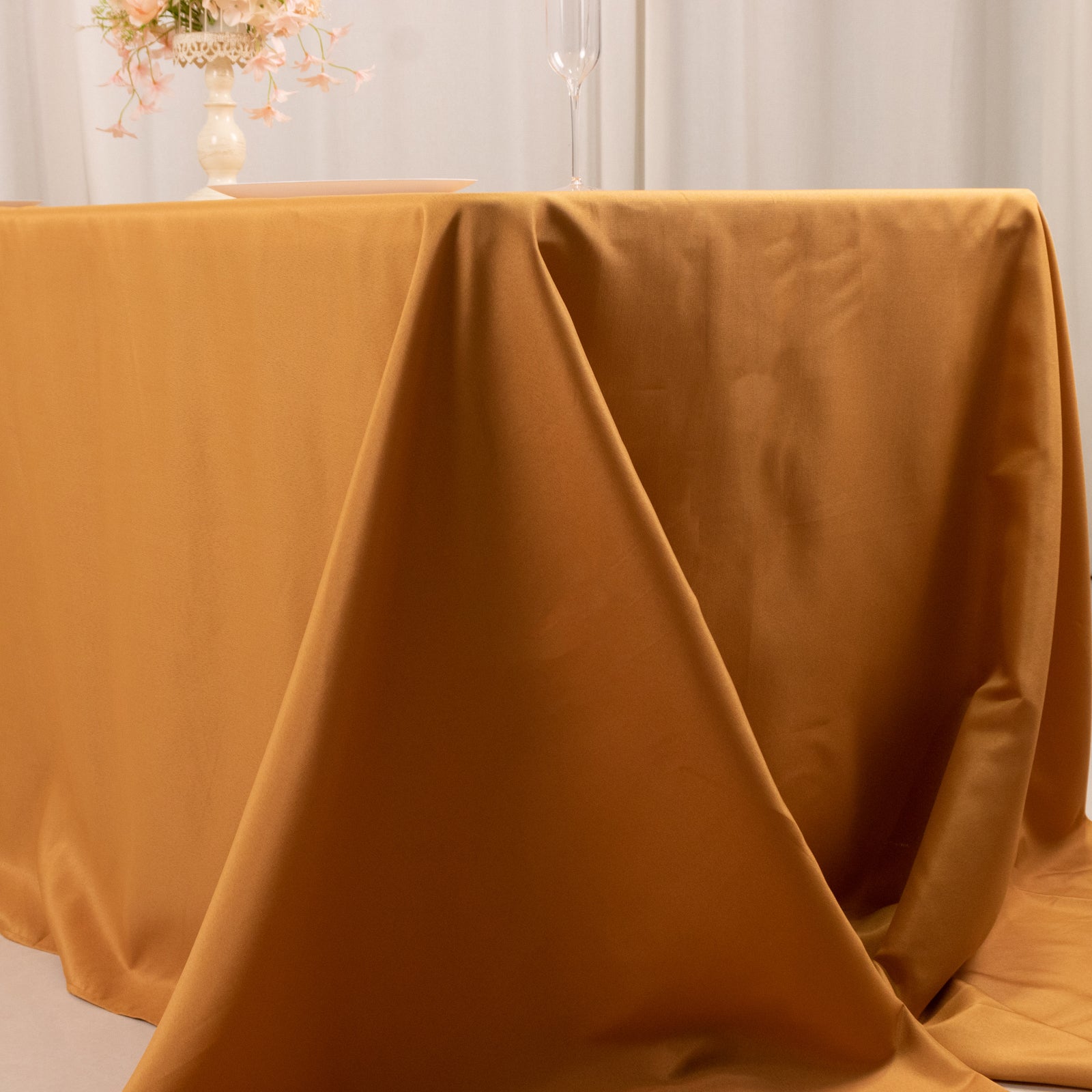 Premium Polyester 90x156 Rectangle Tablecloth Gold - Seamless 220GSM Stain-Resistant Design for Classy Events