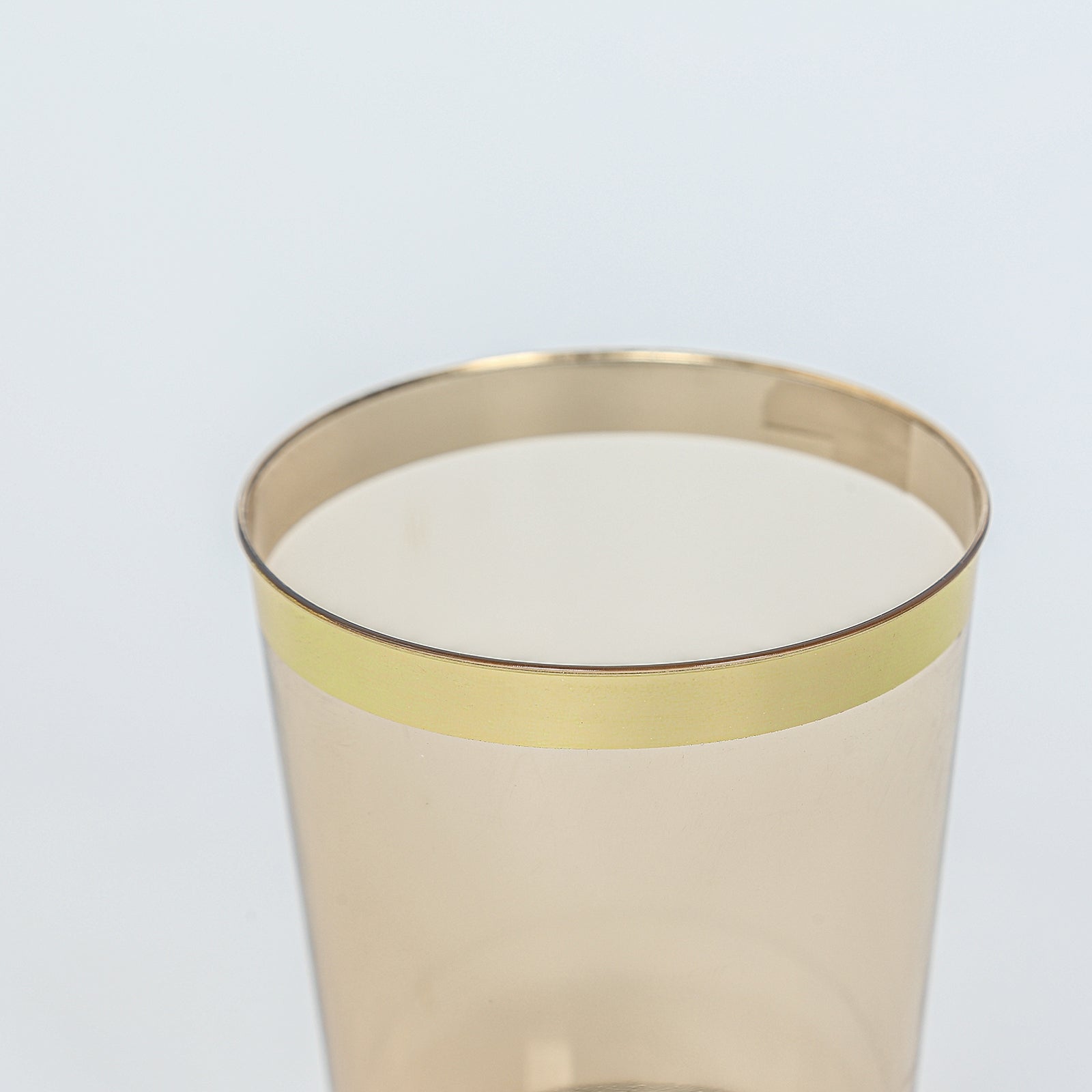 25-Pack Plastic Tumbler Cups Transparent Amber Gold with Gold Rim - Stylish Disposable Party Glasses 10oz