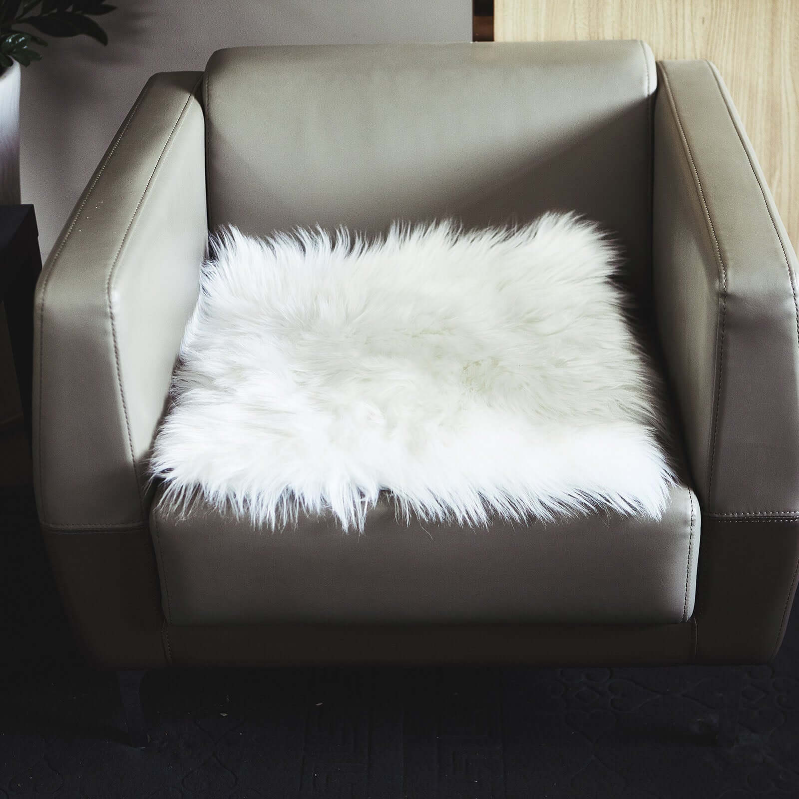 Faux Sheepskin 20 Cushion Cover with Soft Plush Finish White - Stylish Small Shag Area Rug for Events