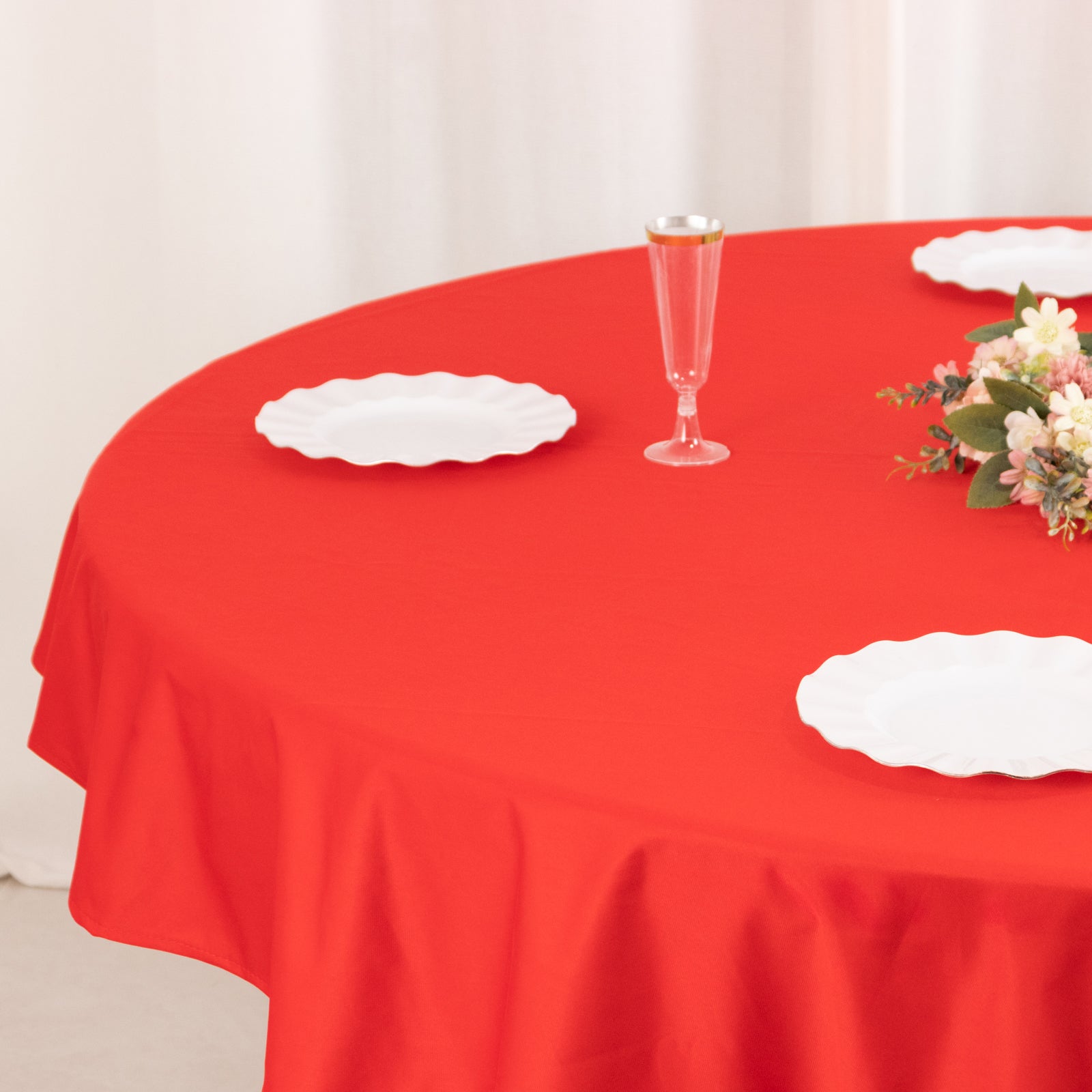 Premium Scuba Round 70 Tablecloth Red - Wrinkle Free & Stain Resistant Table Cover