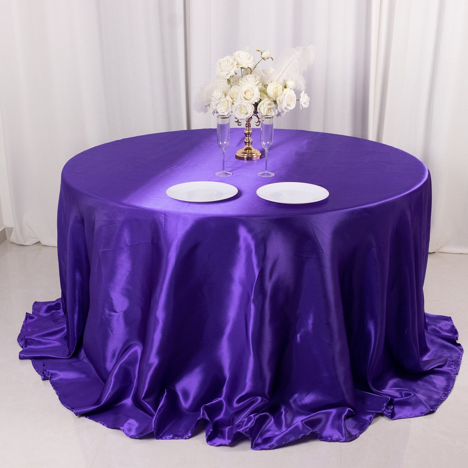 Satin 132 Round Tablecloth Purple - Stylish Seamless Table Cover