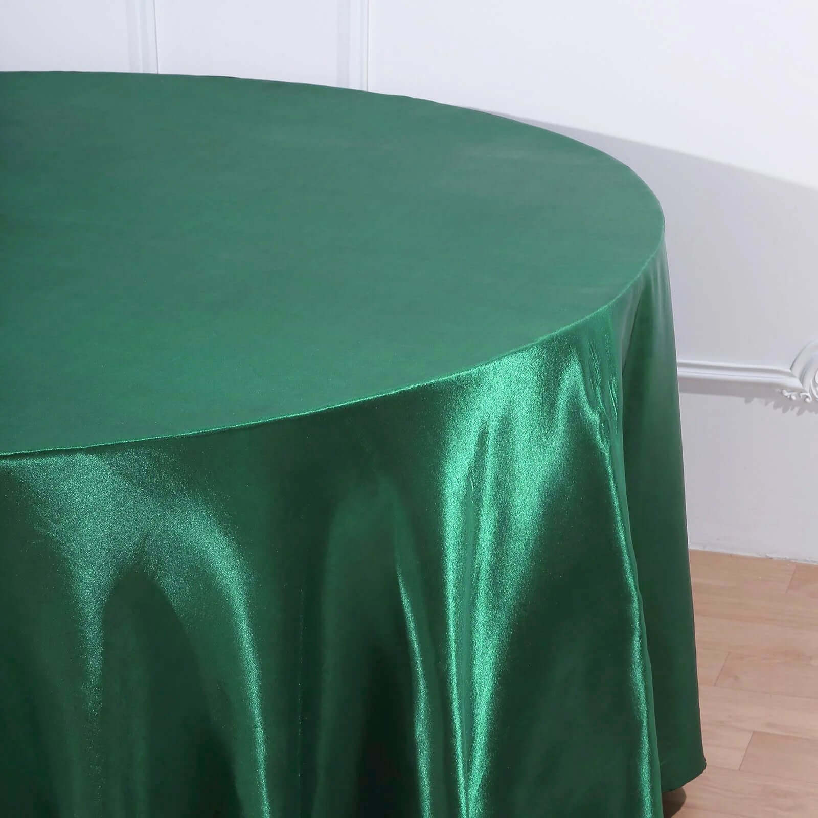 Satin 120 Round Tablecloth Hunter Emerald Green - Stylish Seamless Table Cover