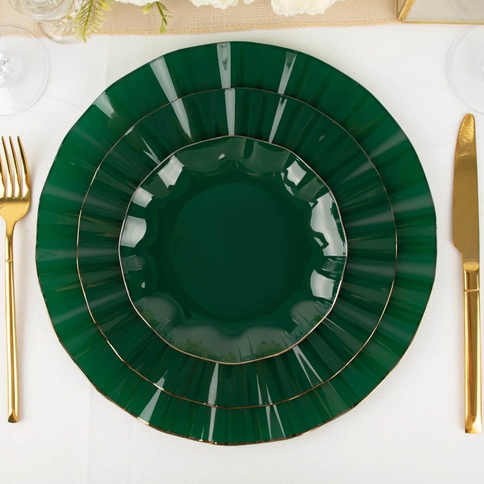 10-Pack Plastic Round 6 Dessert Plates in Hunter Emerald Green Ruffled Rim with Gold Edging - Sturdy Disposable Salad Appetizer Dinnerware