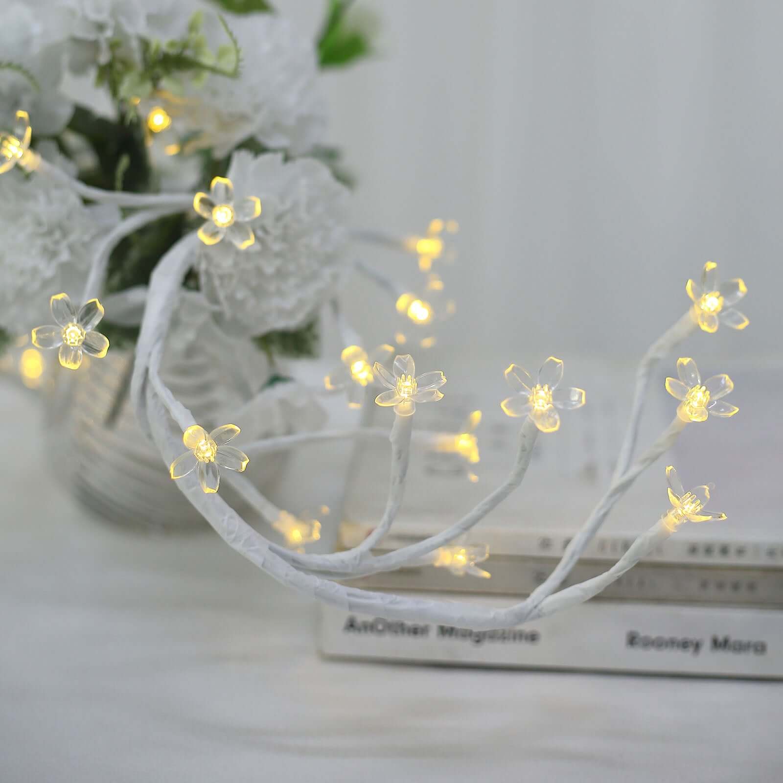 Fairy String Lights Warm White Cherry Blossom Design - Battery-Operated Decorative Party Lights 8.5ft