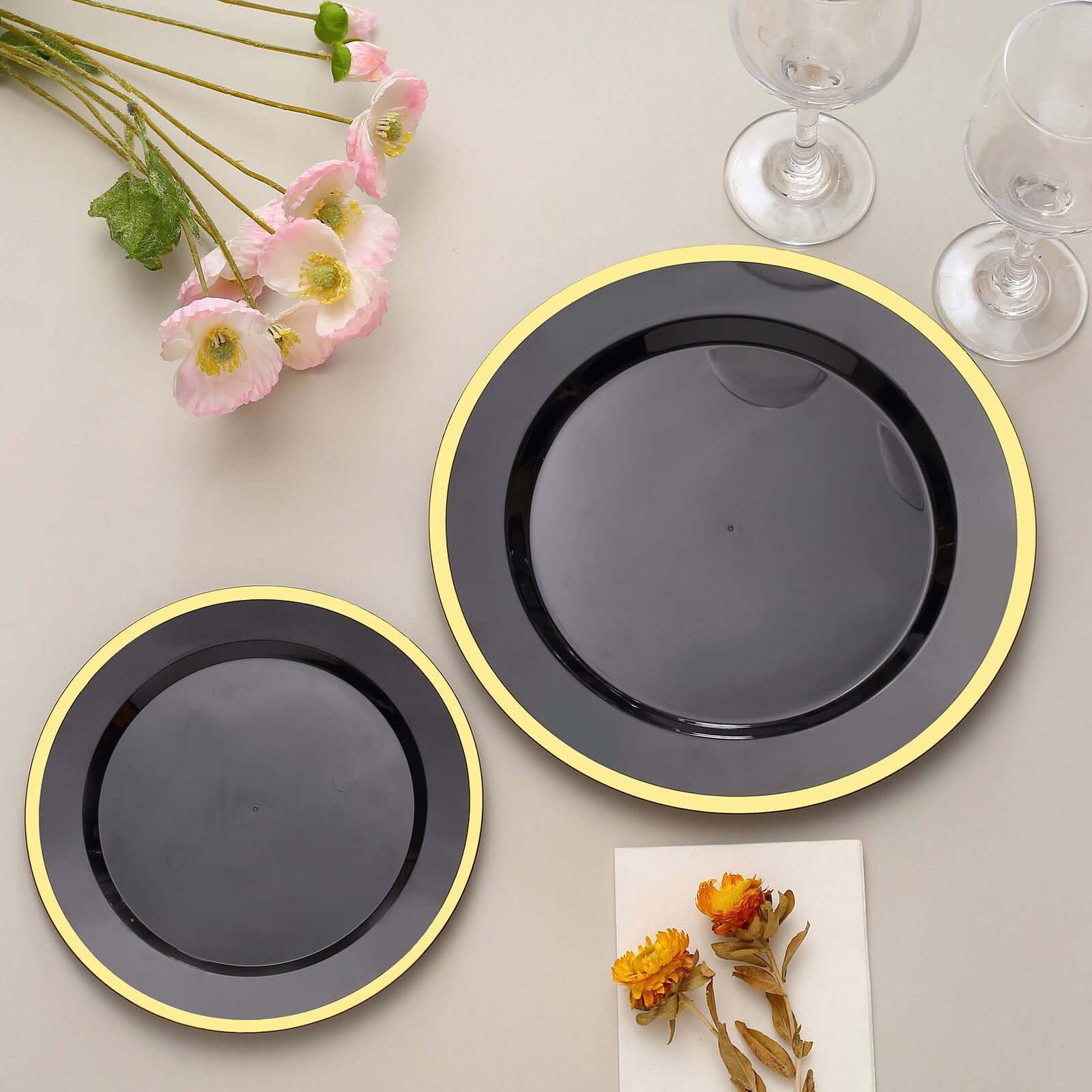 10-Pack Plastic 7 Round Appetizer Plates in Black with Gold Rim - Sleek Disposable Salad Plates for Banquets & Special Occasions