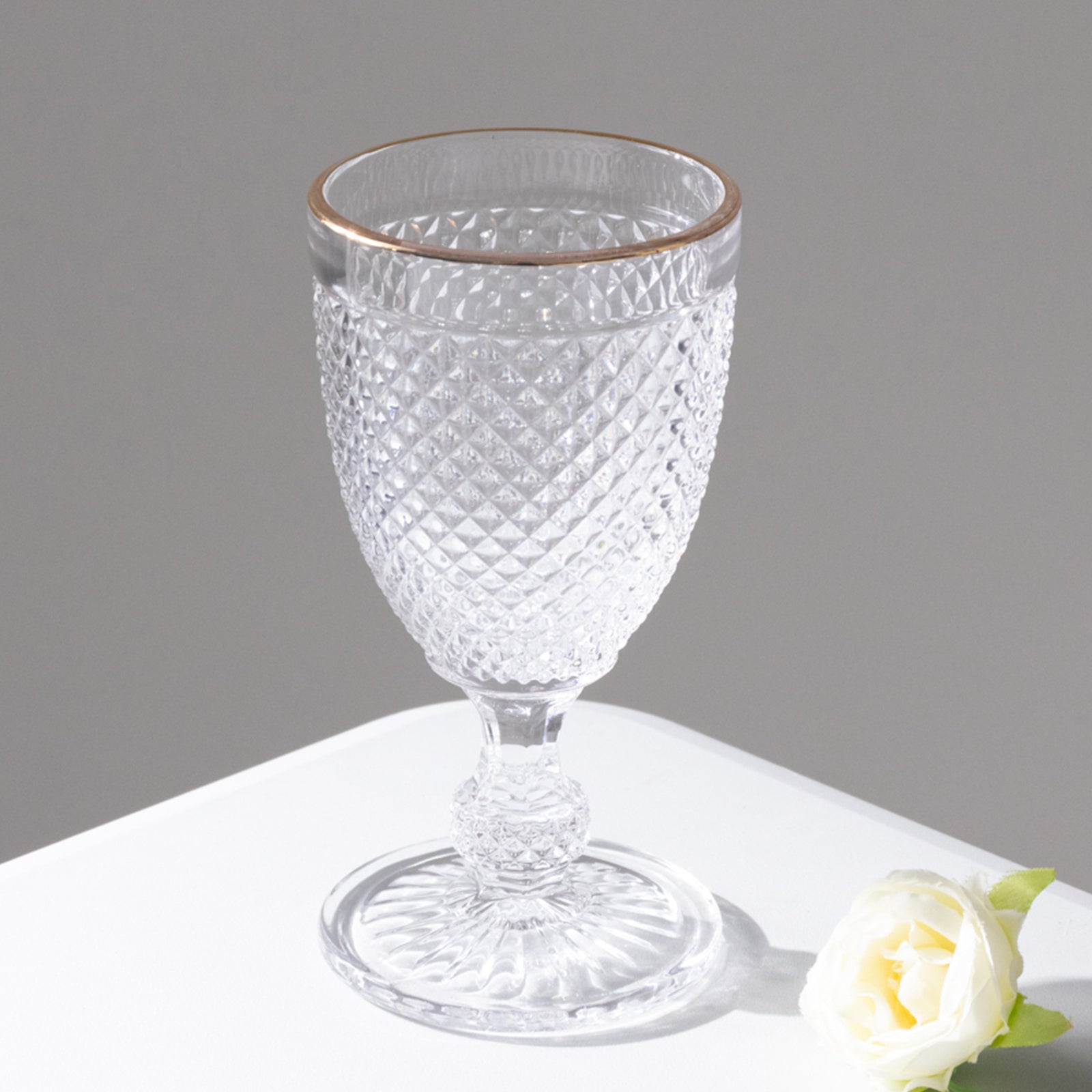 6-Pack Vintage Wine Glasses with Gold Rim and Embossed Diamond Pattern Clear - Crystal 8oz Short Stem Goblets for Cocktails 6