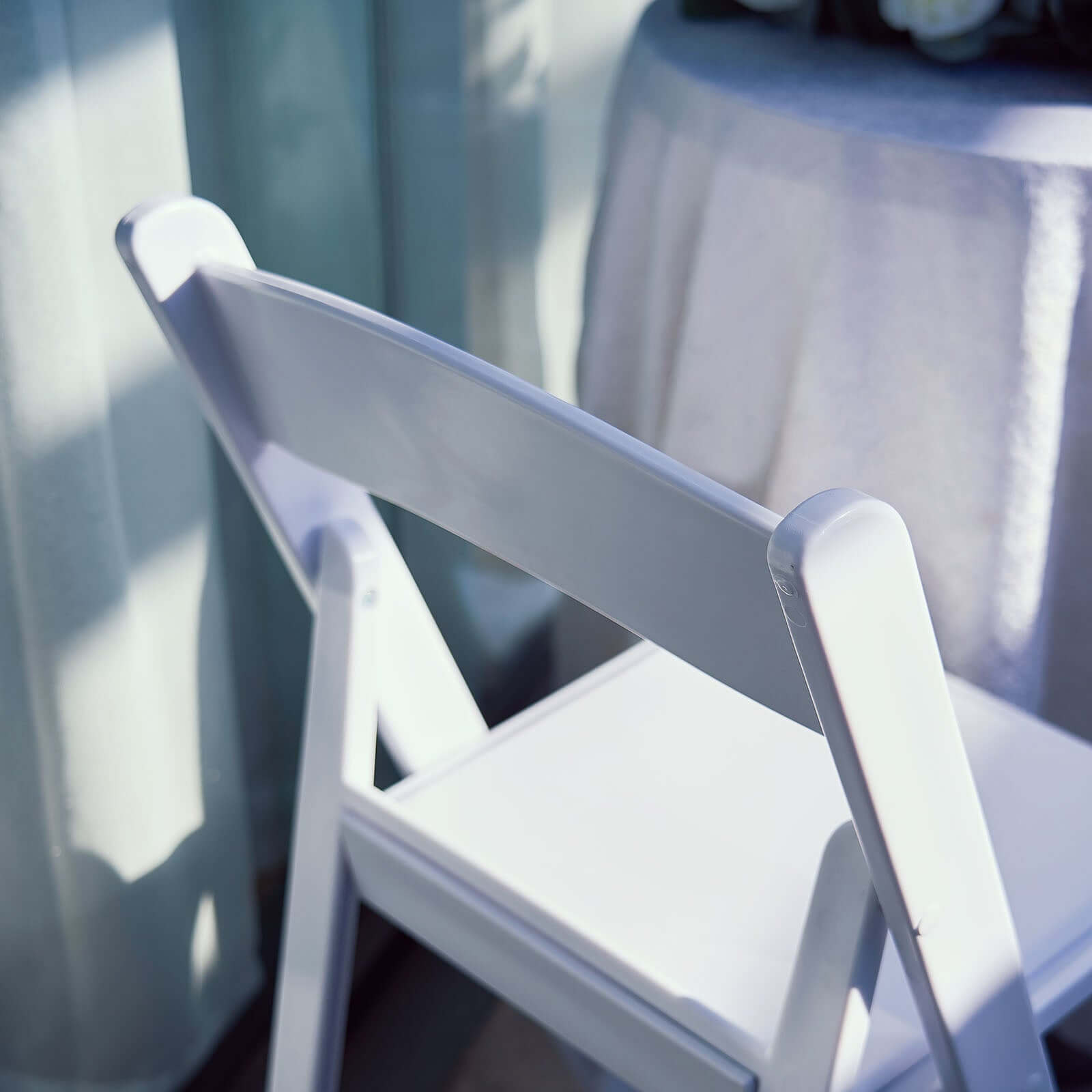 Resin Chair with Vinyl Padded Seat for Folding Use White - Stylish Design for Indoor or Outdoor Weddings & Gatherings