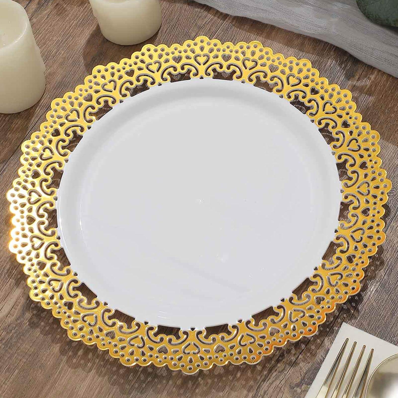 10-Pack Plastic 10 Round Dinner Plates in White with Gold Lace Rim - Disposable Party Plates for Classy Events & Banquets