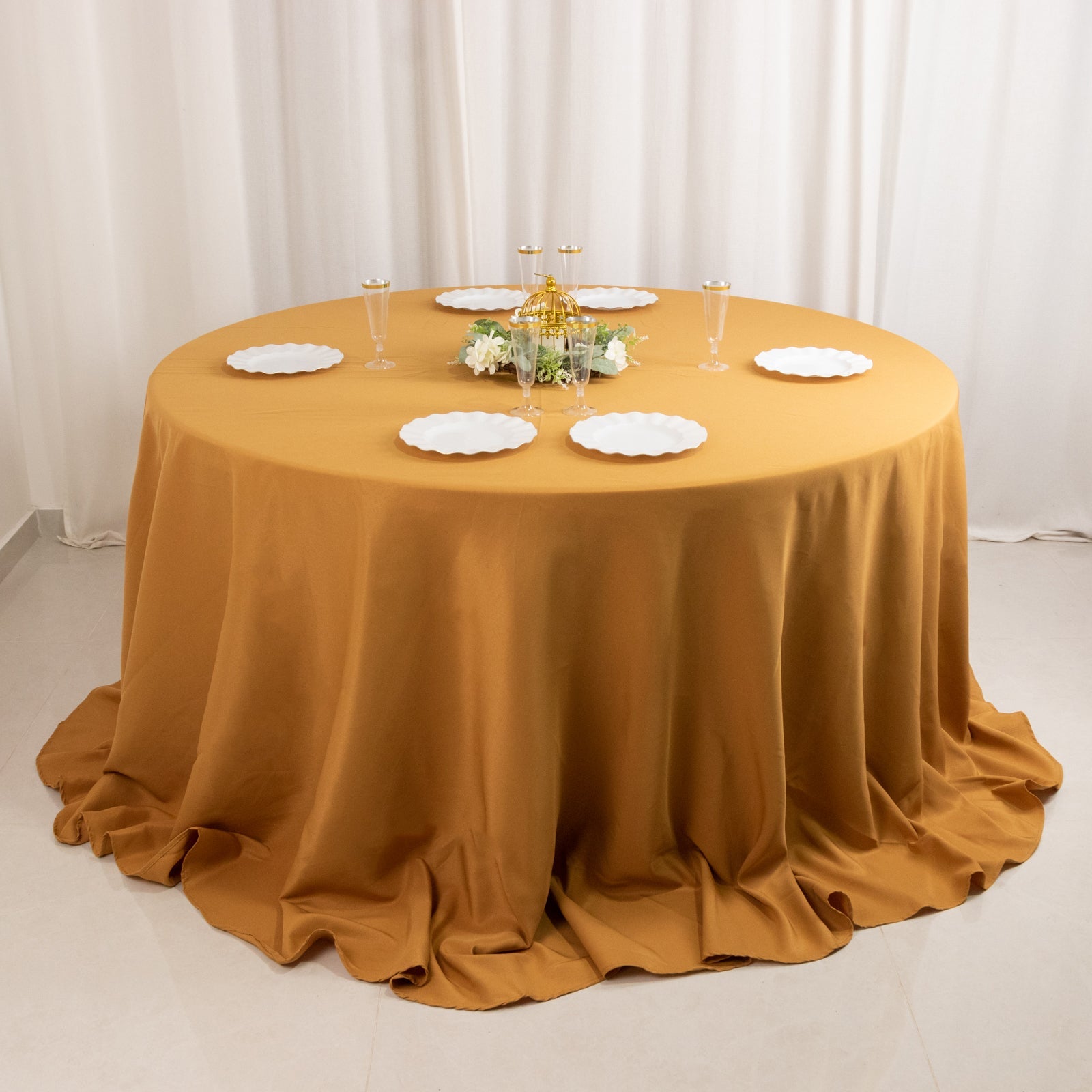 Premium Polyester 132 Round Tablecloth Gold - Seamless 220GSM Wrinkle-Resistant Design for Upscale Occasions