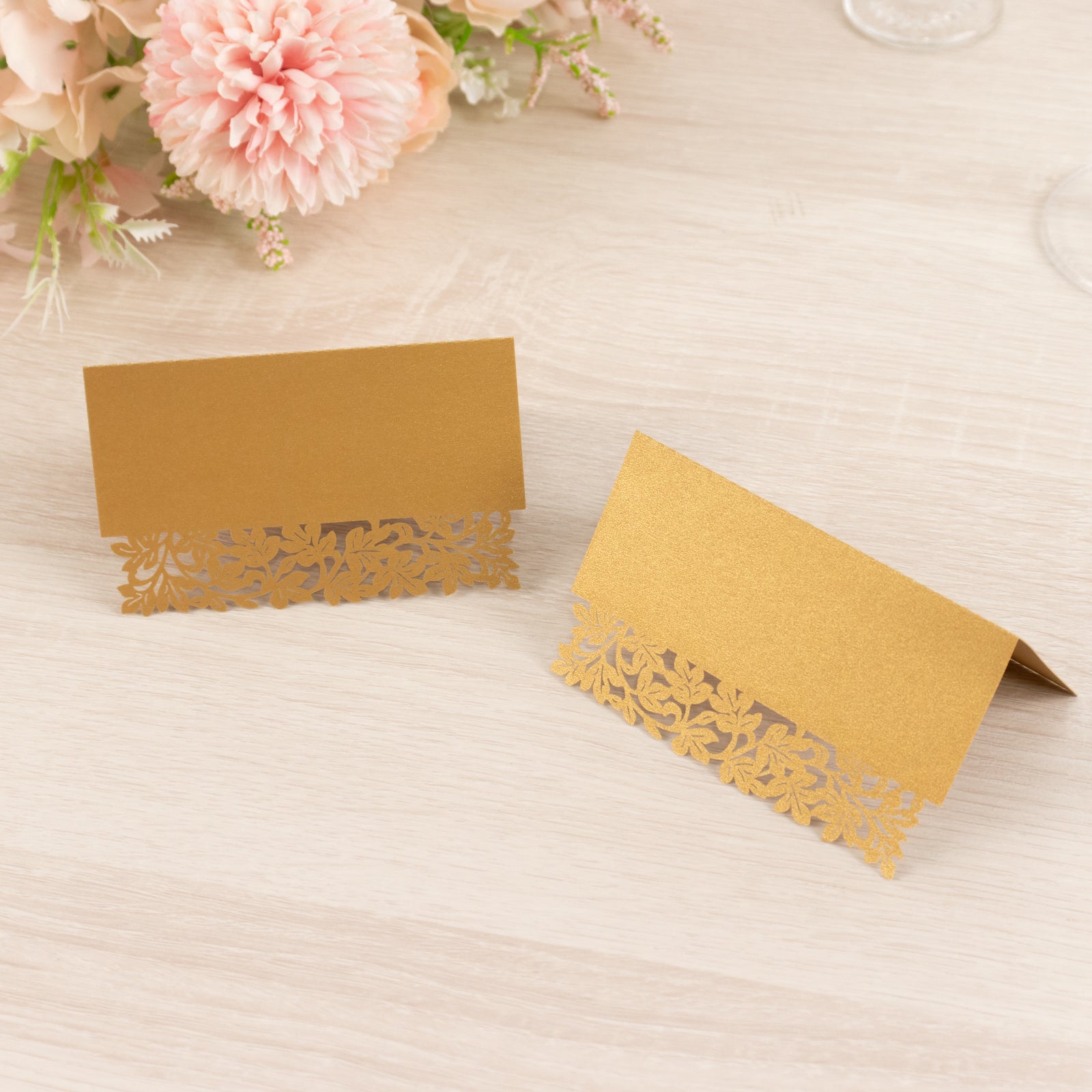 50-Pack Wedding Place Cards with Laser Cut Hollow Heart Design Gold - Printable Reservation Seating Tent Cards 210 GSM