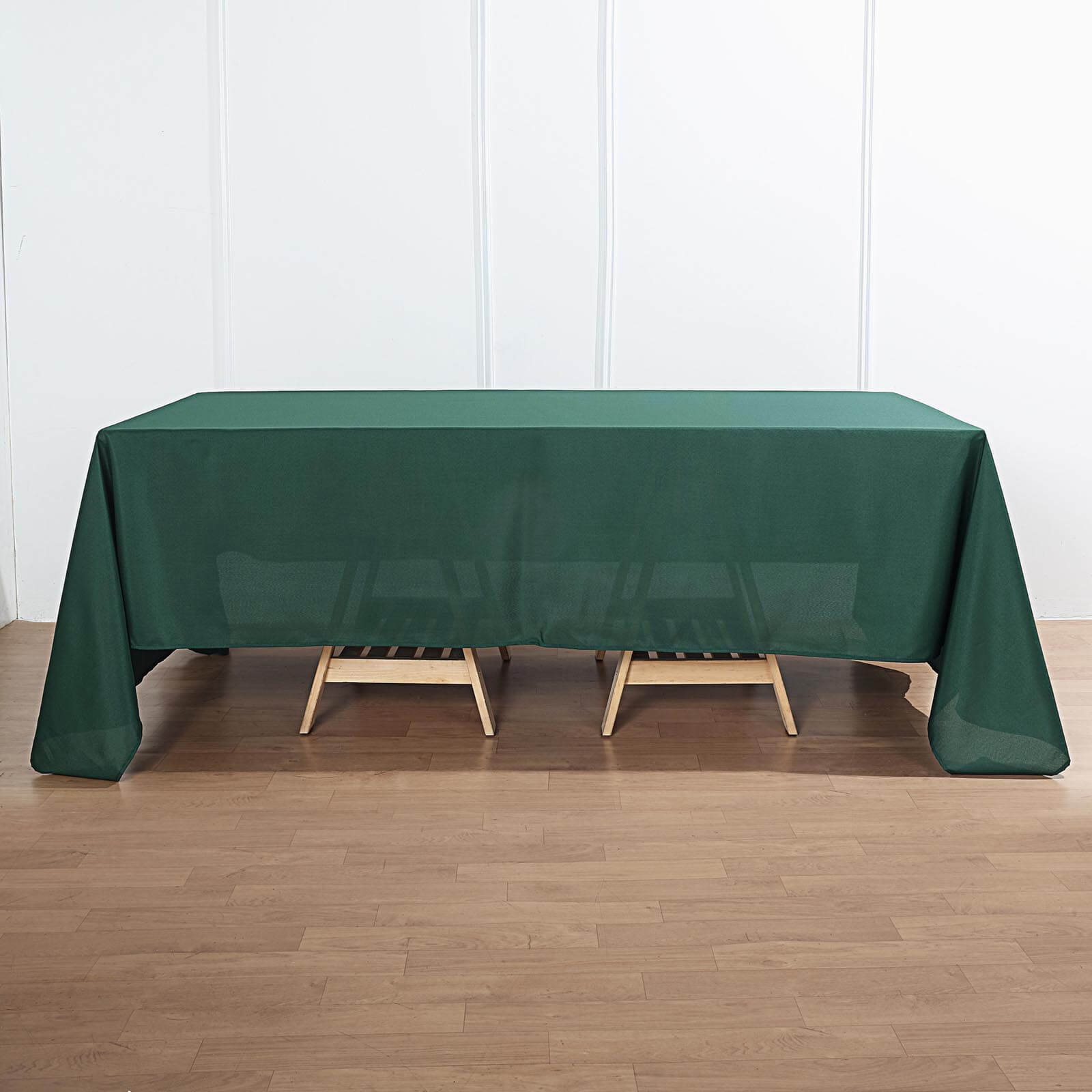 Polyester 72x120 Rectangle Tablecloth Hunter Emerald Green - Durable and Stylish Table Cover