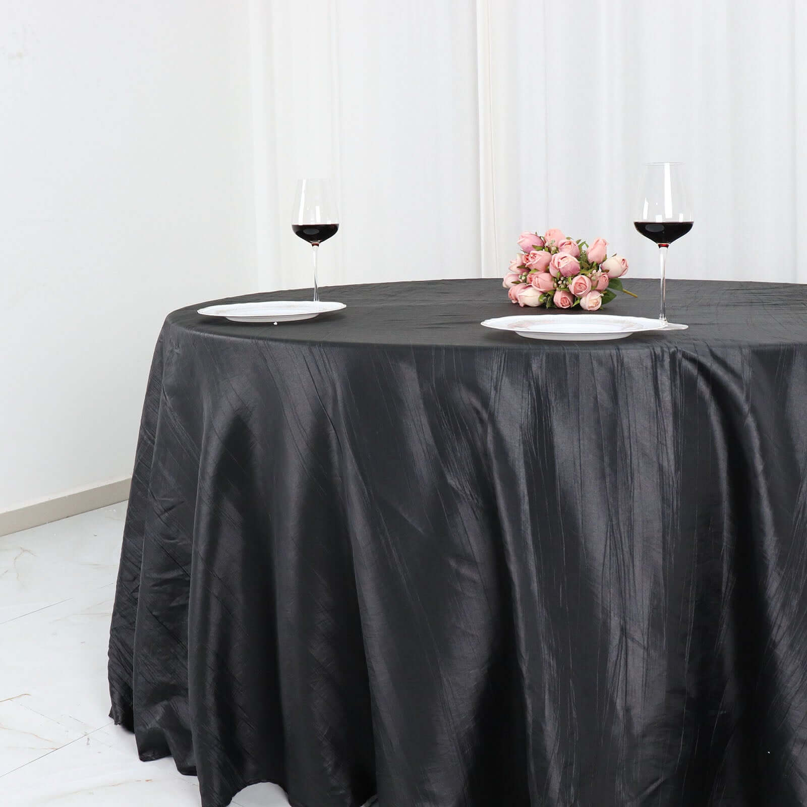 Taffeta 132 Round Tablecloth Black - Seamless Accordion Crinkle Design for Exquisite Occasions