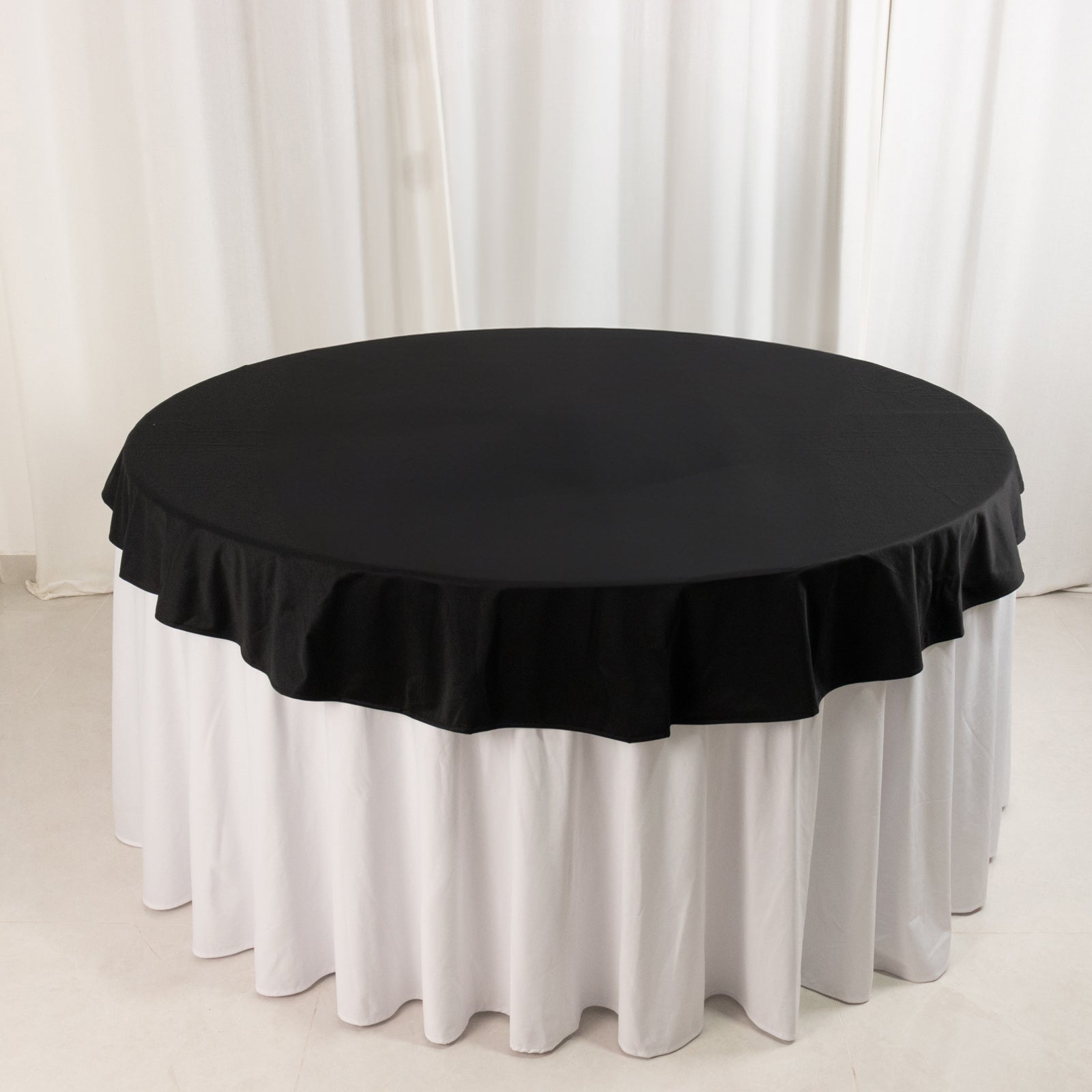 Premium Scuba Round 70 Tablecloth Black - Wrinkle Free & Stain Resistant Table Cover for Weddings and Banquets