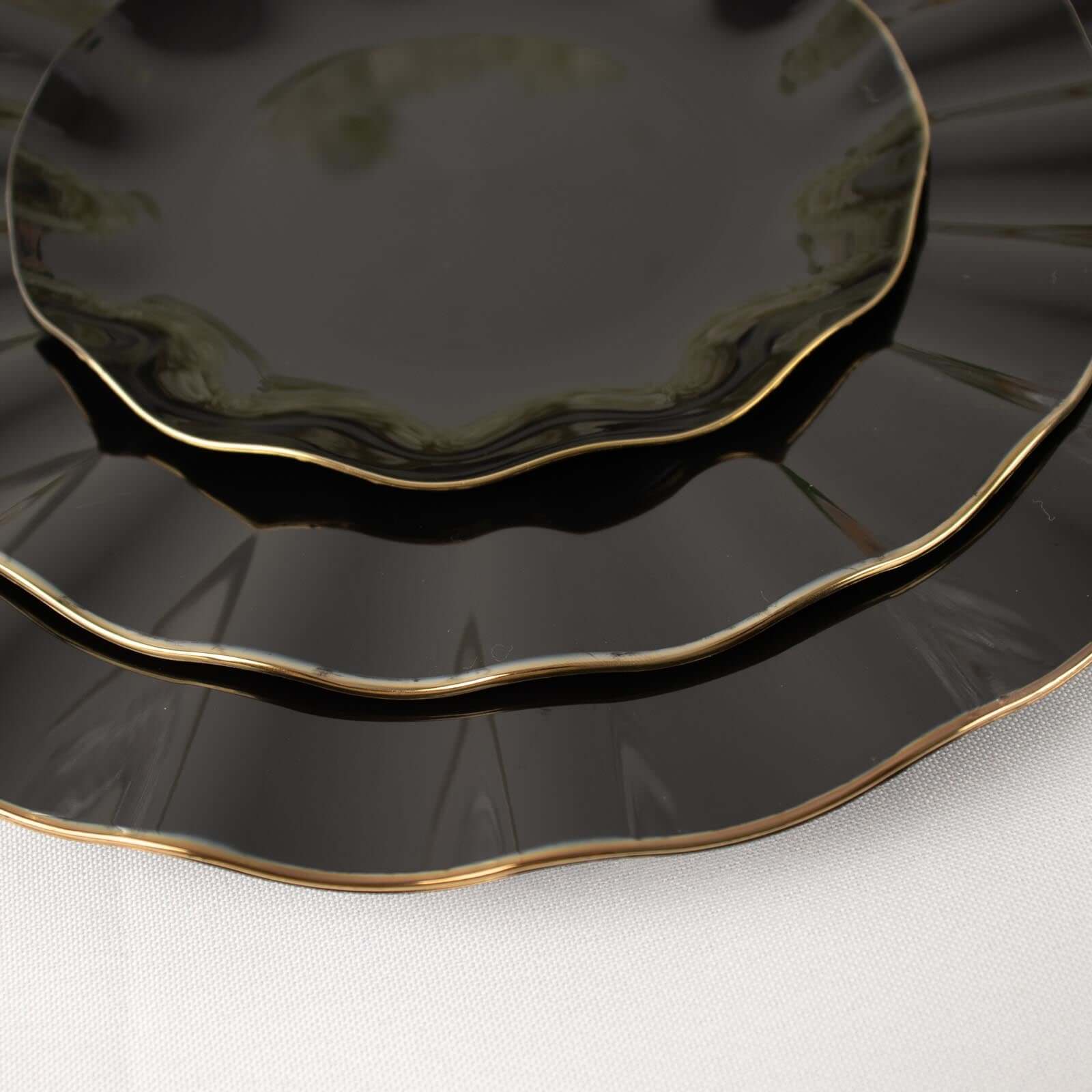 10-Pack Plastic 11 Round Dinner Plates in Black Ruffled Rim with Gold Edging - Sturdy Disposable Dinnerware