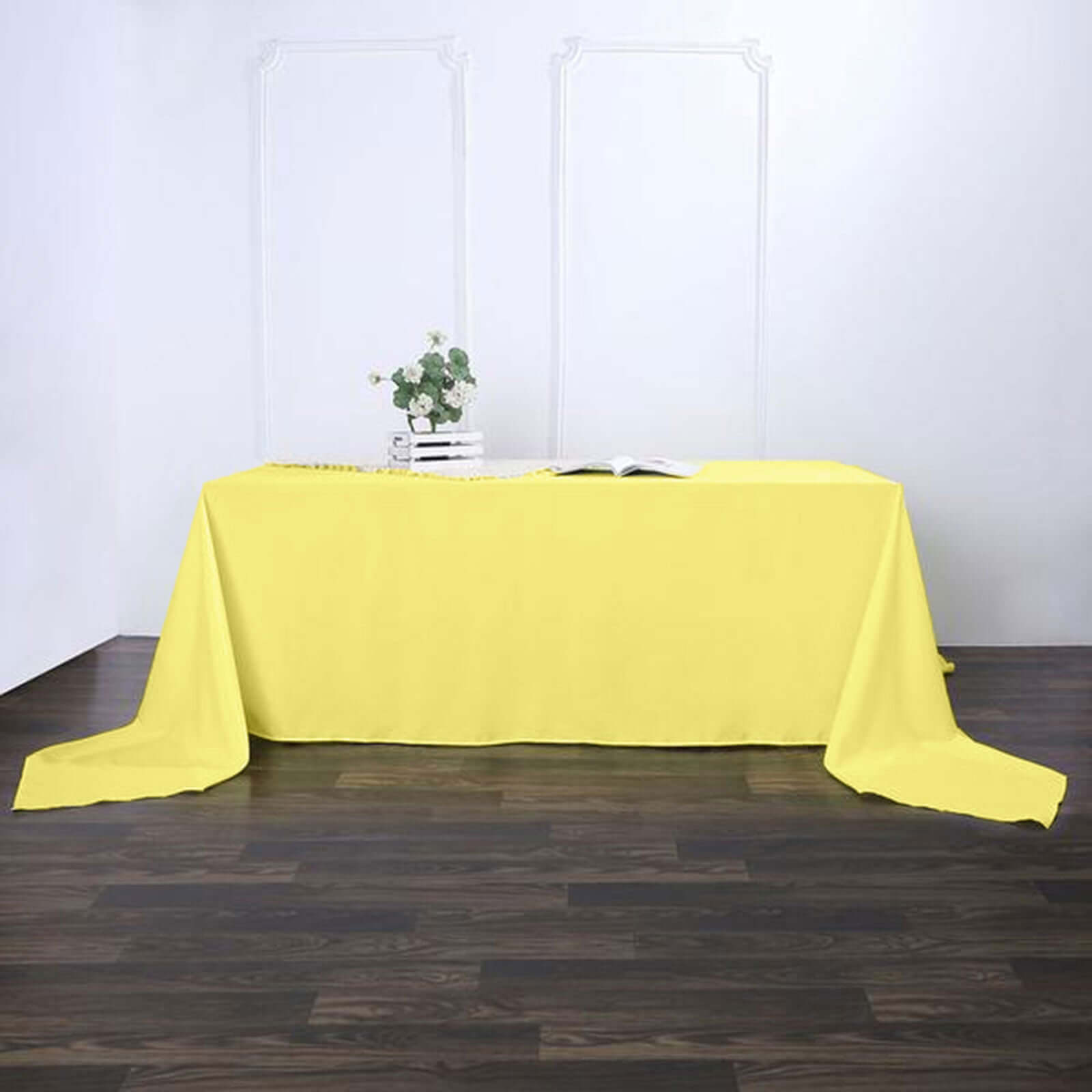 Polyester 90x156 Rectangle Tablecloth Yellow - Seamless Wrinkle-Resistant Table Cover