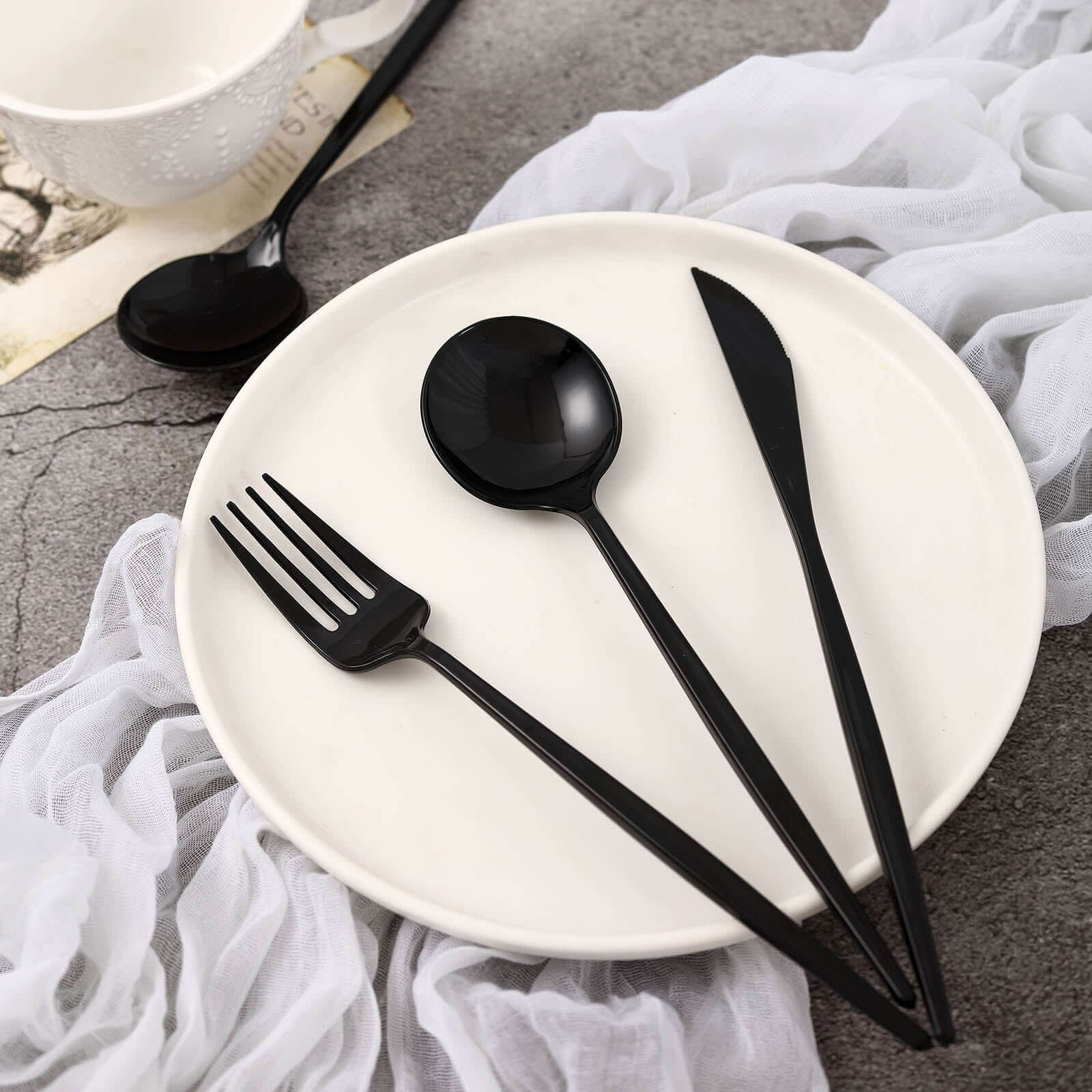 24-Pack Plastic Flatware Set with Sleek Modern Design Black - Premium Disposable Silverware 8