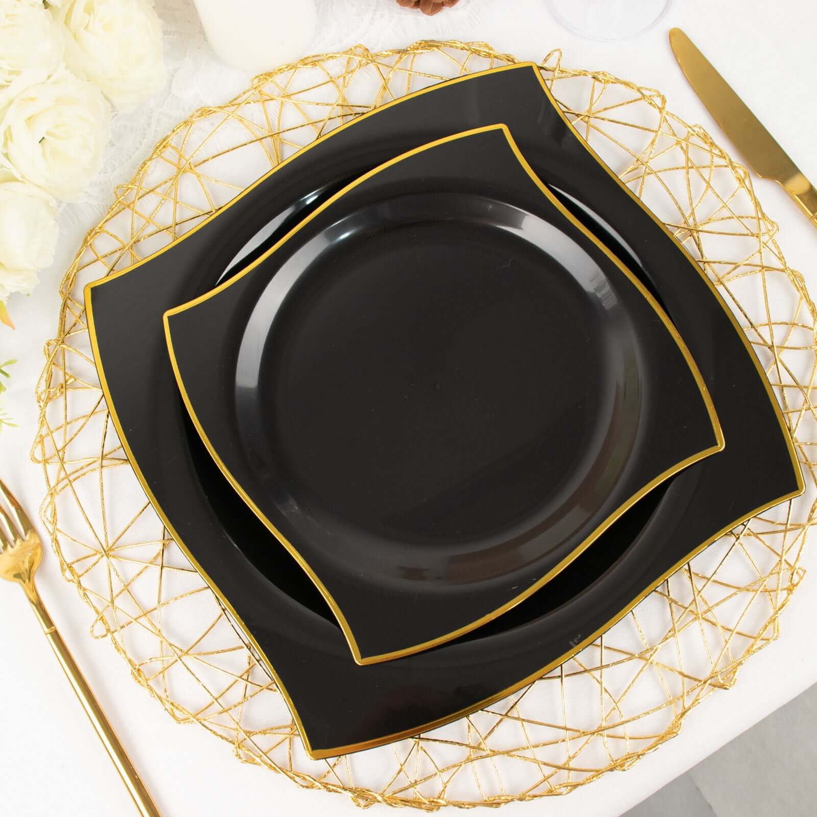 10-Pack Plastic 10 Square Dinner Plates in Black with Gold Wavy Rim Modern - Disposable Party Plates