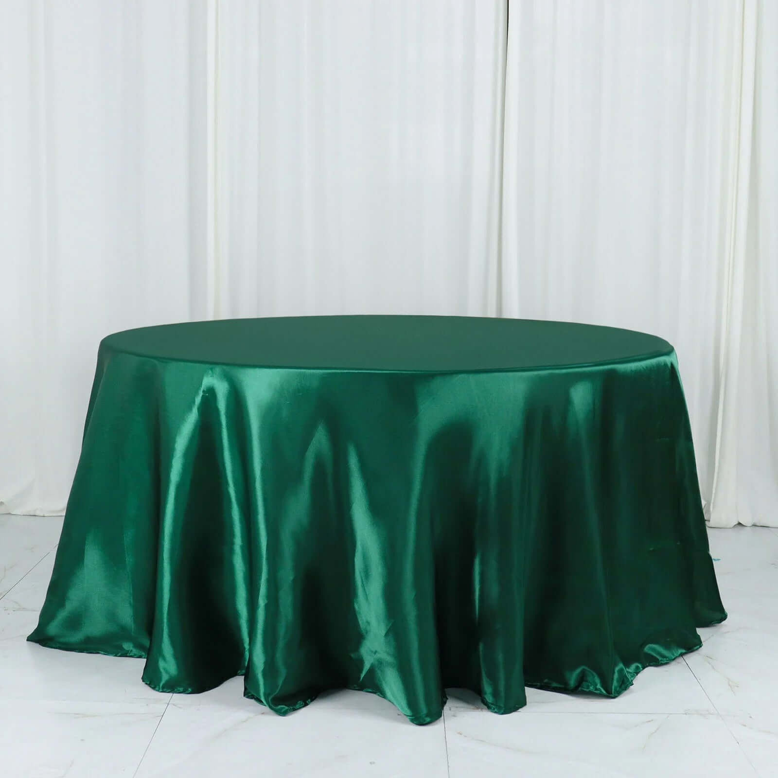 Satin 132 Round Tablecloth Hunter Emerald Green - Stylish Seamless Table Cover
