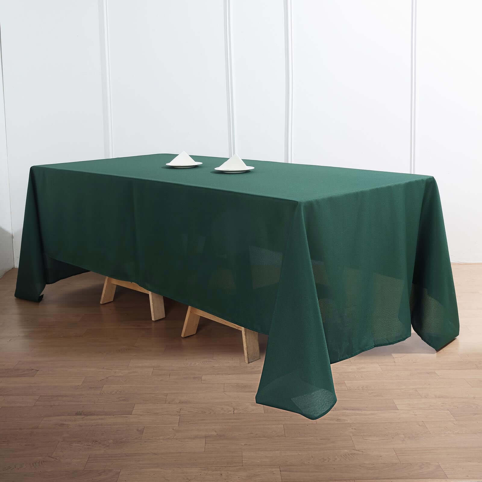 Polyester 72x120 Rectangle Tablecloth Hunter Emerald Green - Durable and Stylish Table Cover