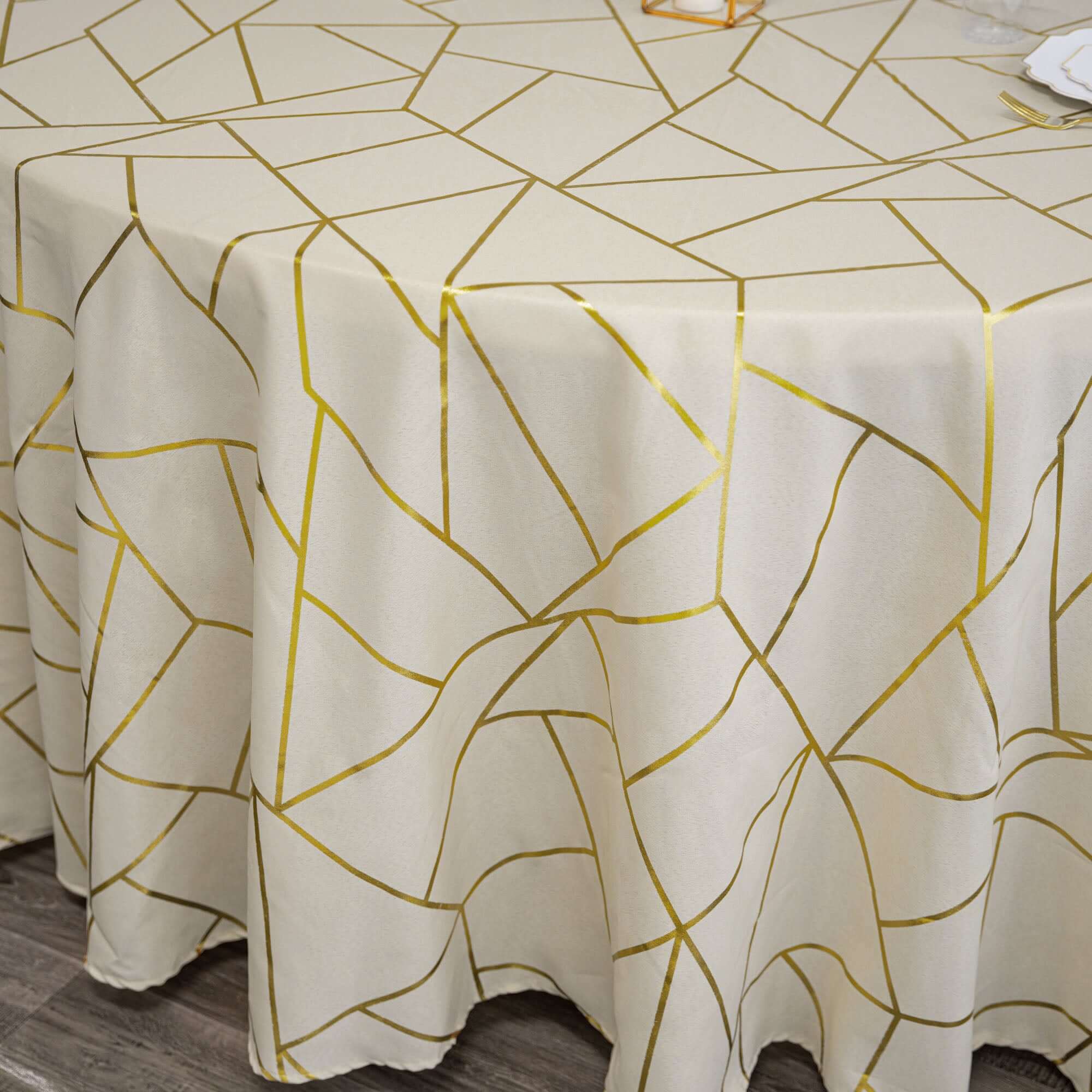 Polyester 120 Round Tablecloth Beige with Gold Foil Geometric Pattern Wrinkle-Resistant Seamless Table Cover