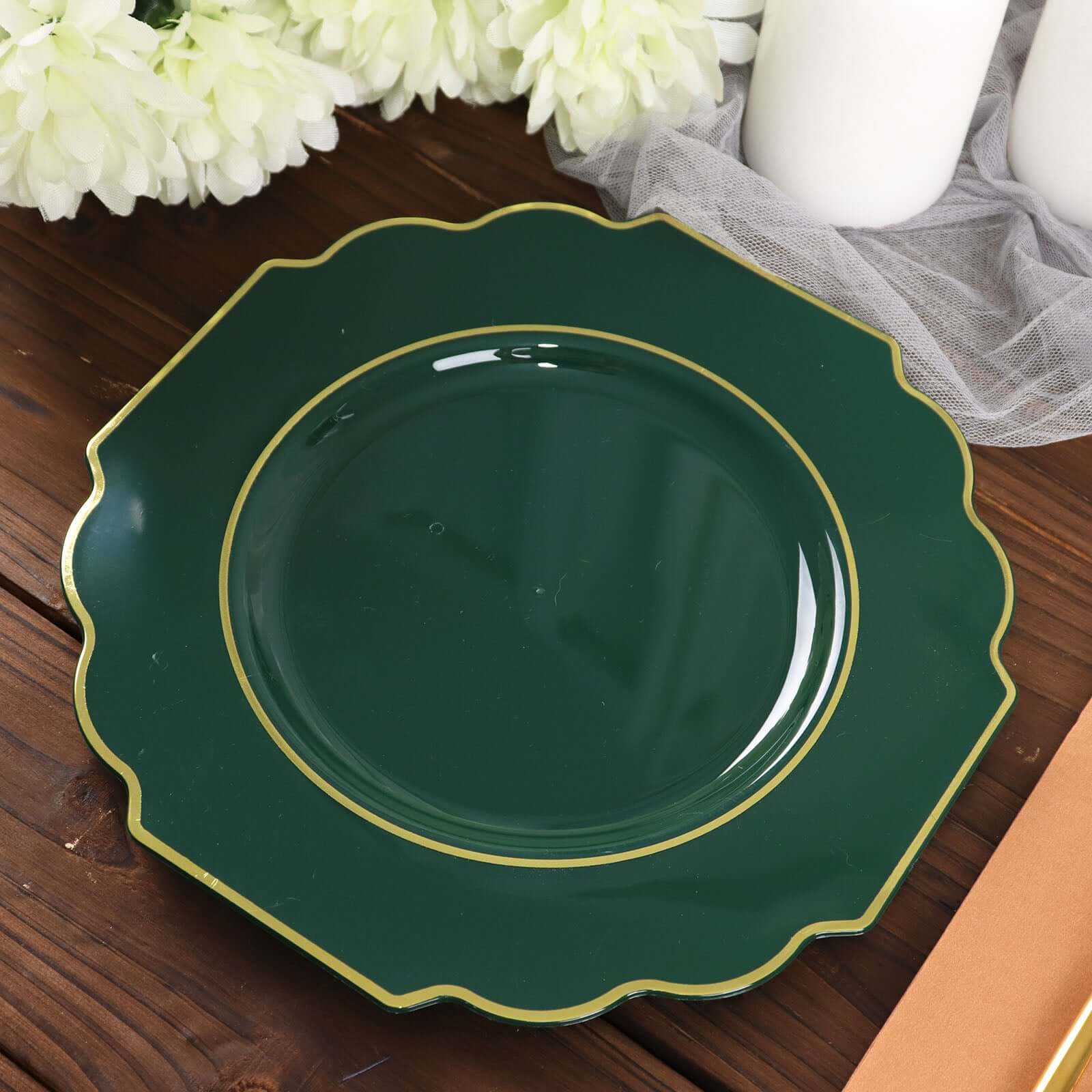 10 Pack 8 Hunter Emerald Green Hard Plastic Dessert Appetizer Plates, Disposable Tableware, Baroque Heavy Duty Salad Plates with Gold Rim