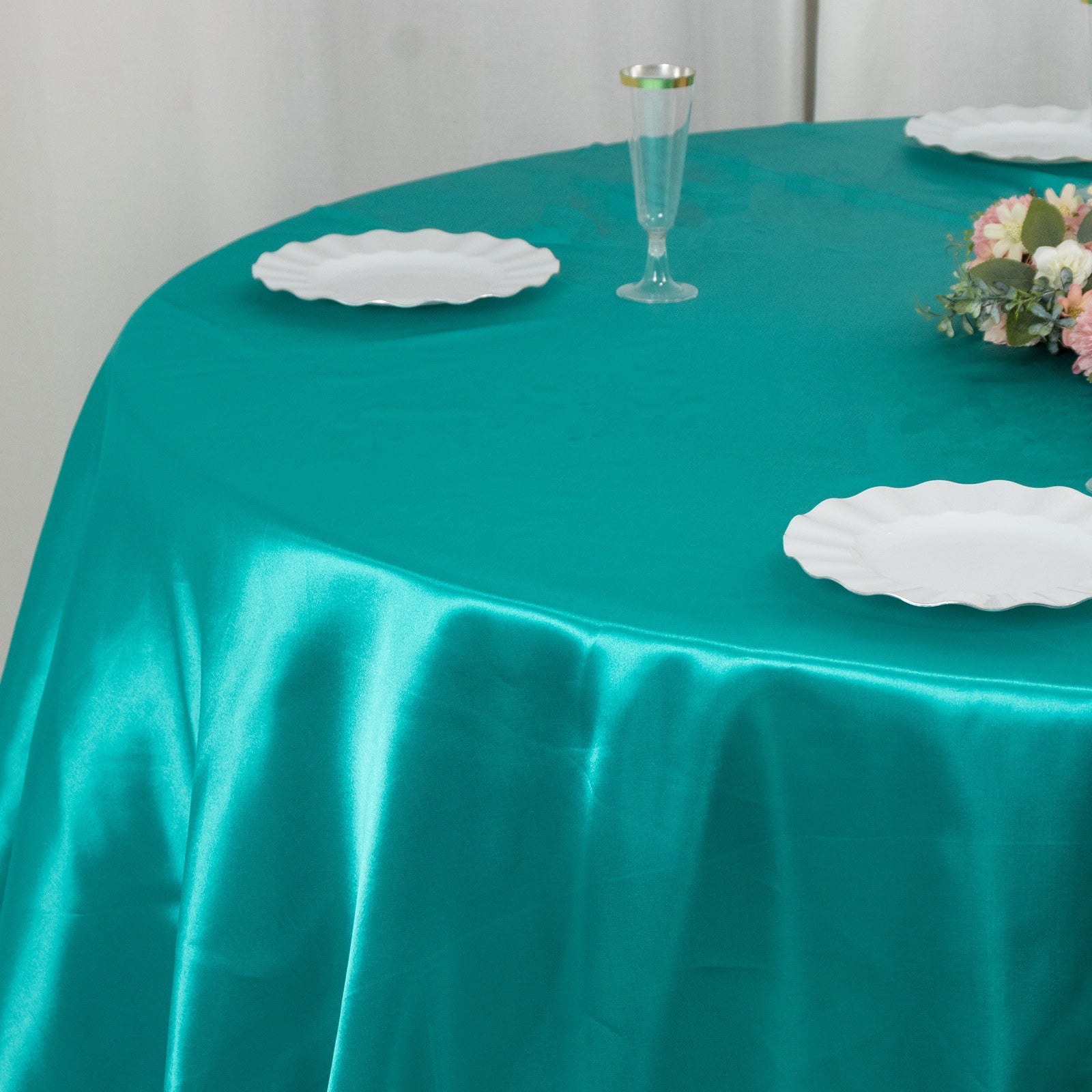 Satin 132 Round Tablecloth Turquoise - Stylish Seamless Table Cover