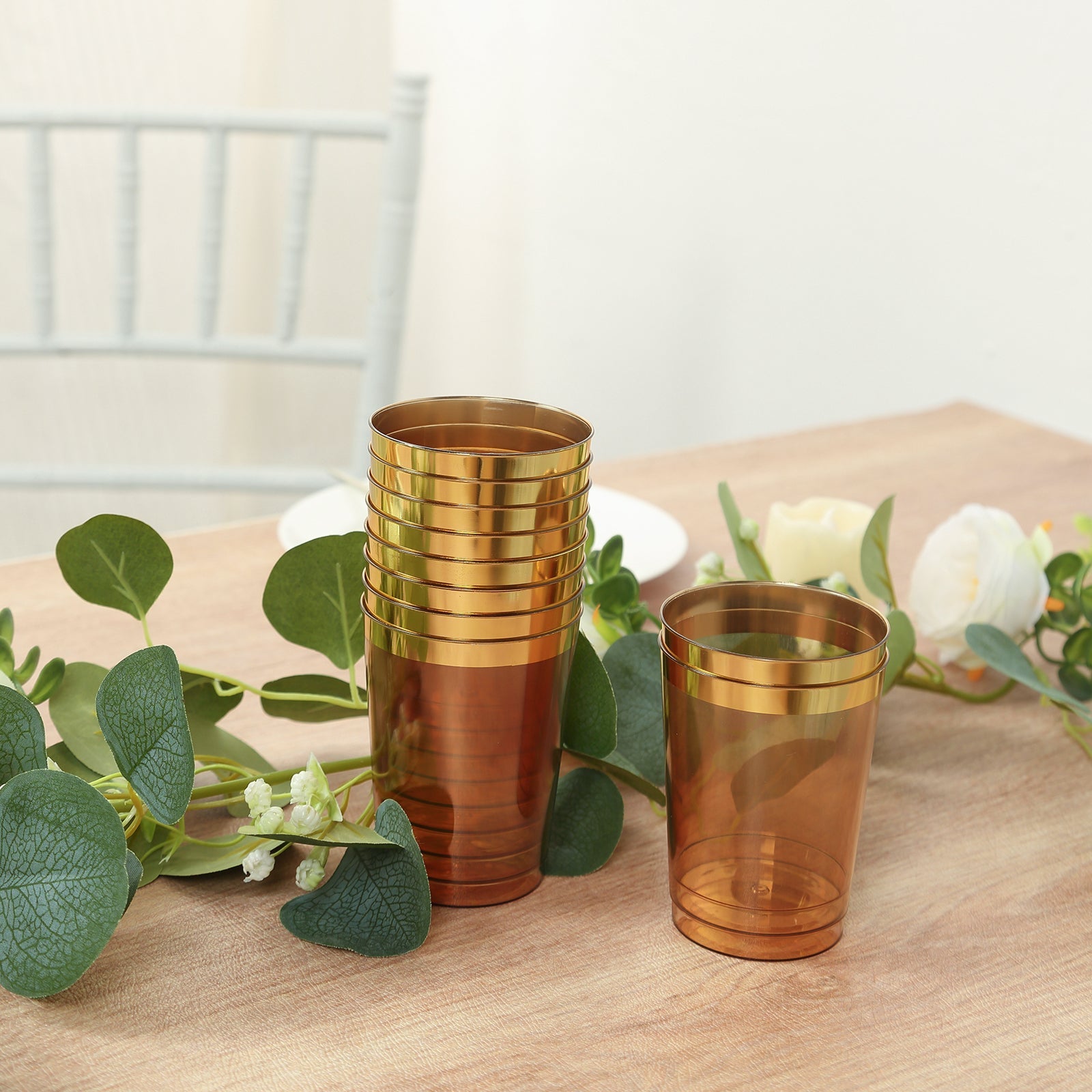 25-Pack Plastic Tumbler Cups Transparent Amber Gold with Gold Rim - Stylish Disposable Party Glasses 10oz